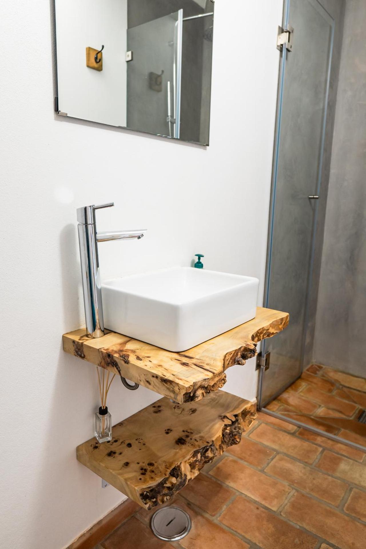 Almograve Beach Hostel