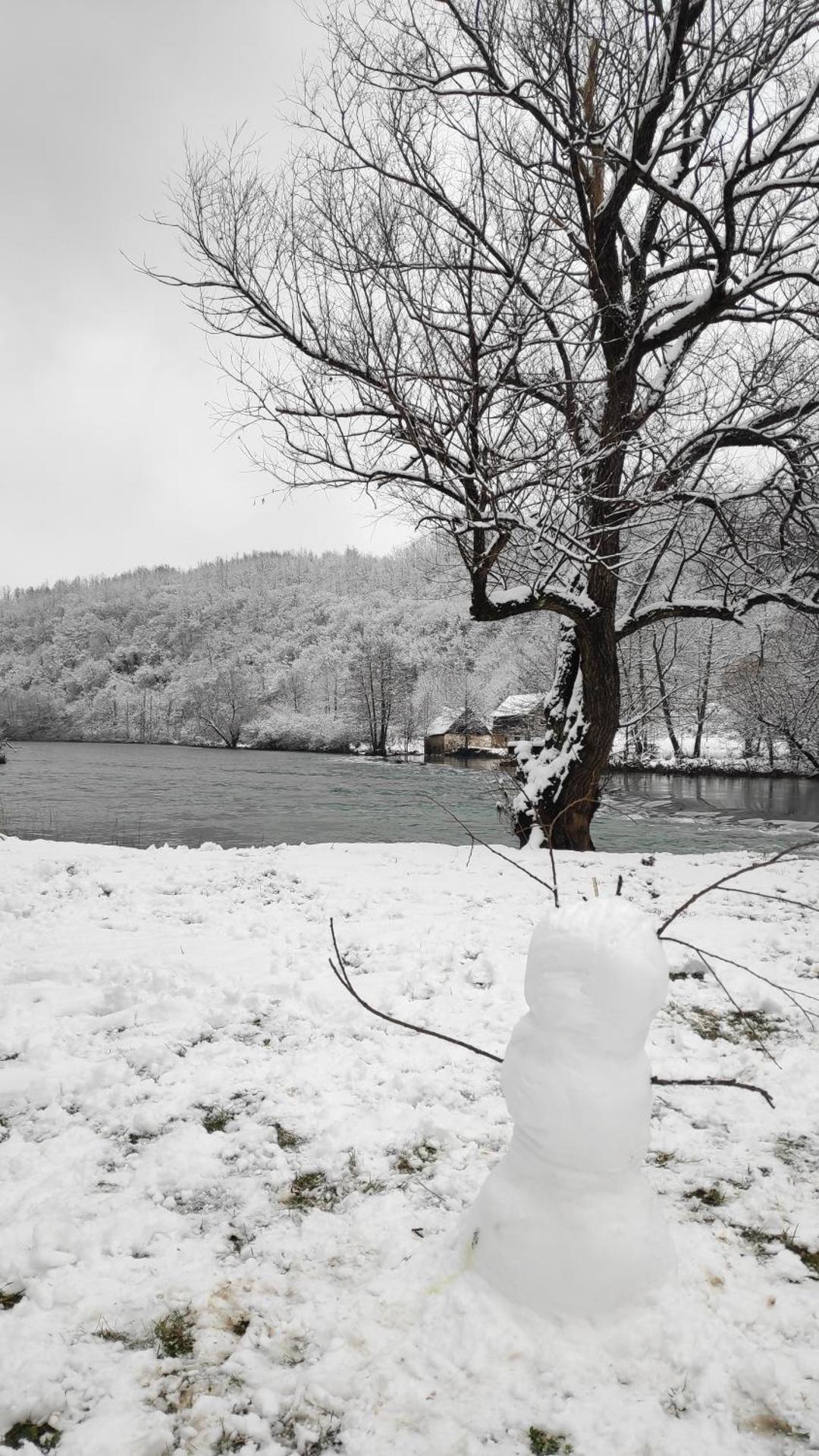 SMARAGD RIVER near Rastoke & Plitvice Lakes