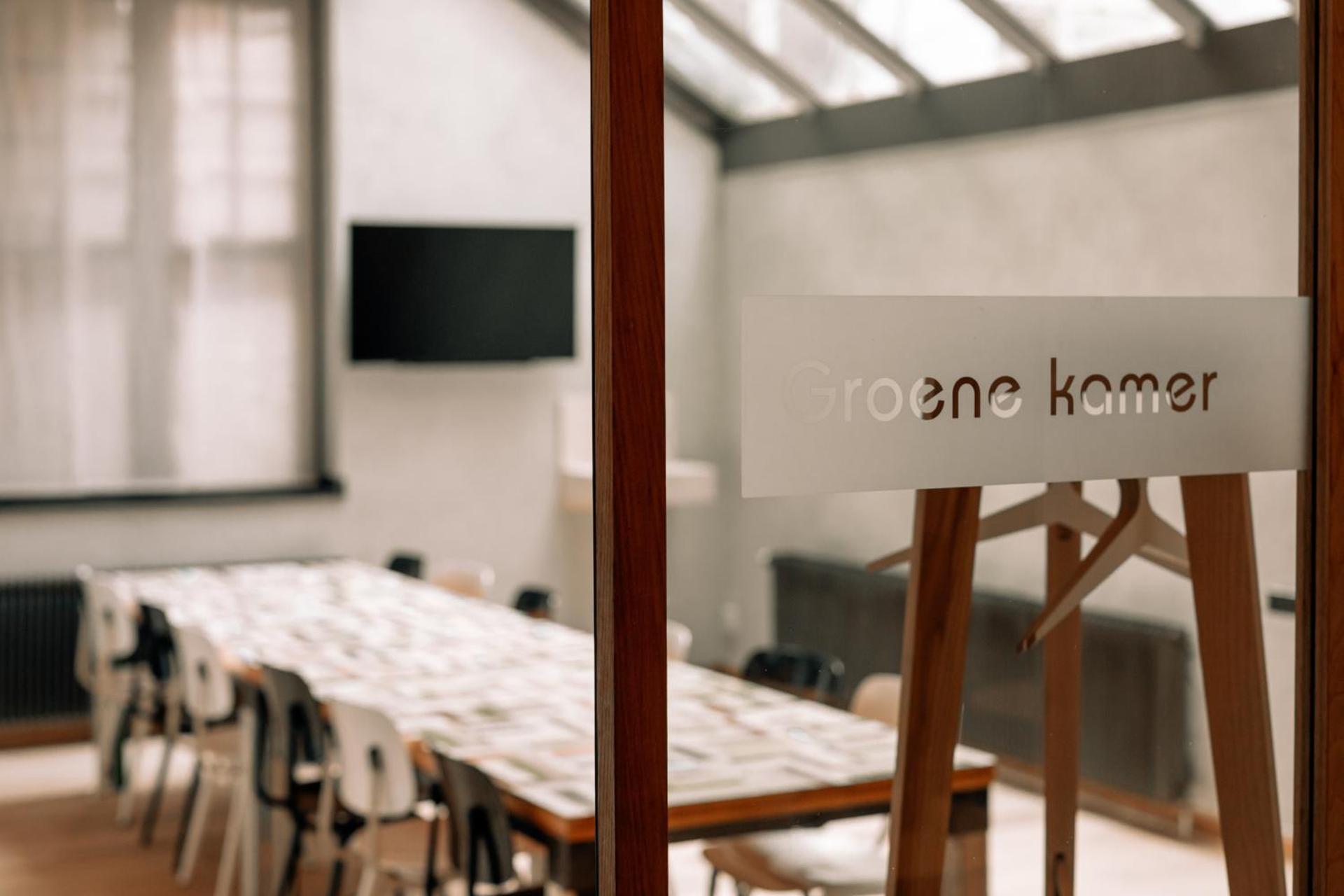 Meeting/conference room