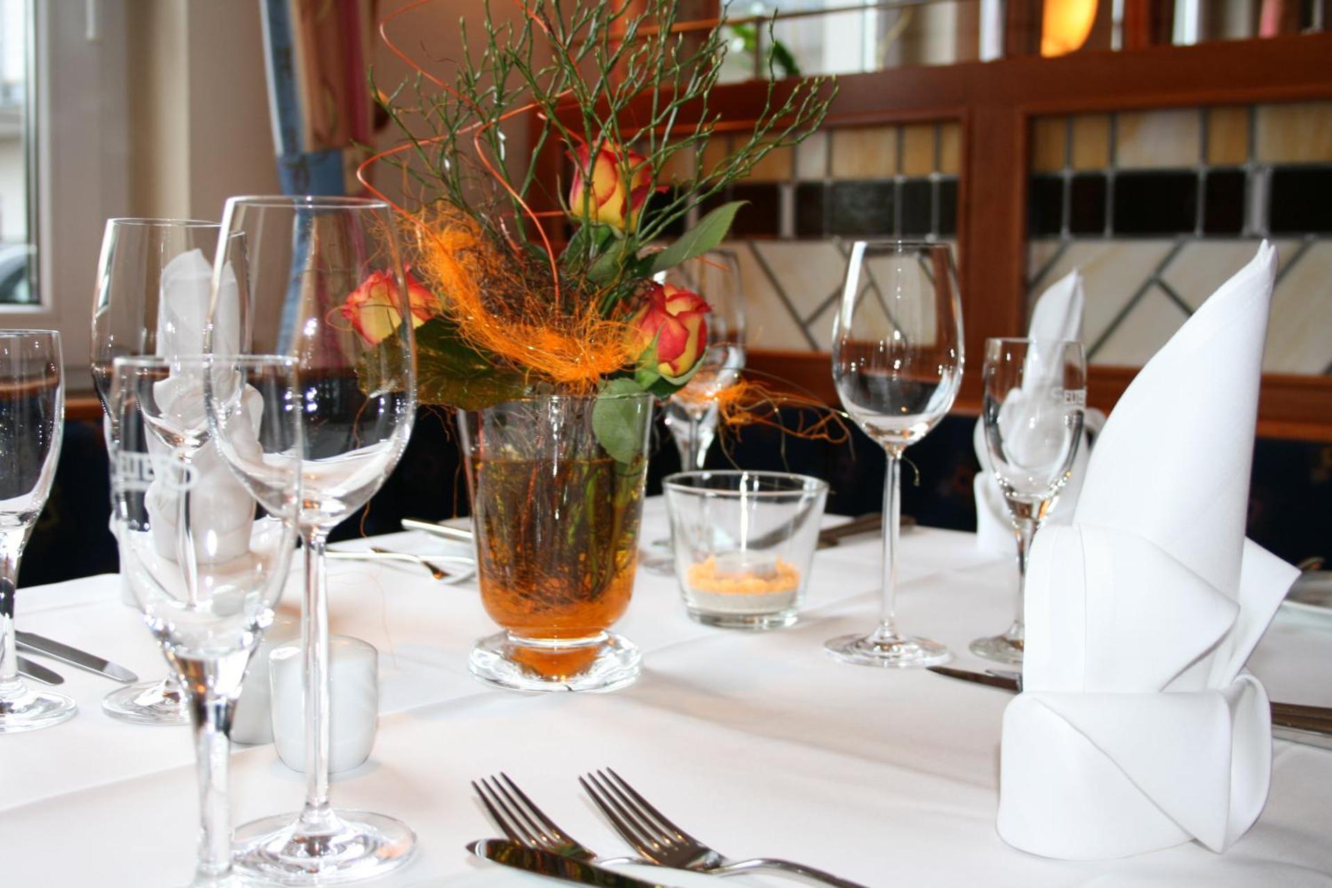 Restaurant/places to eat