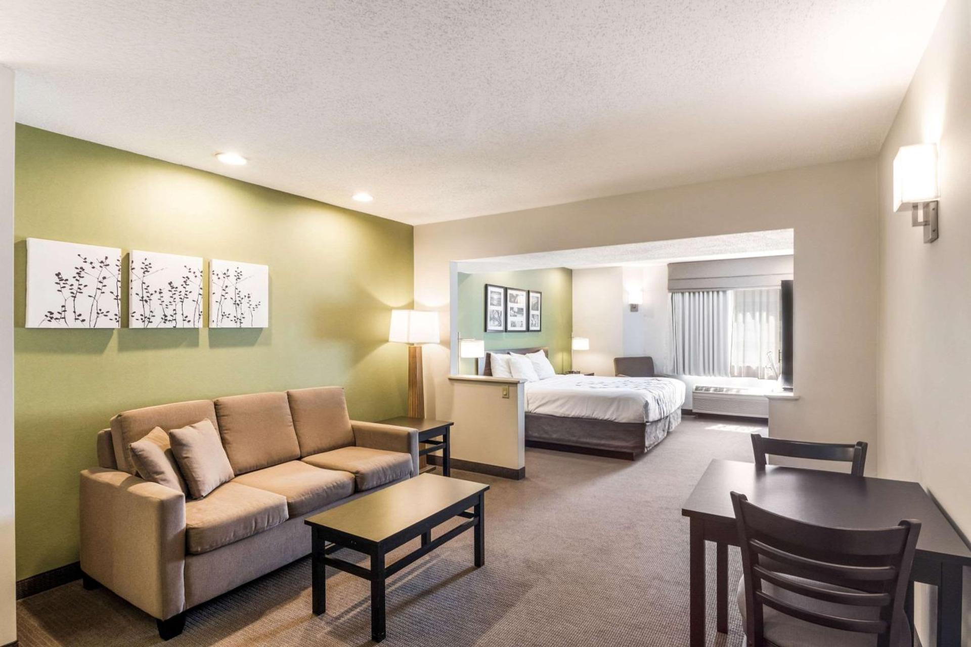 Photo of the whole room