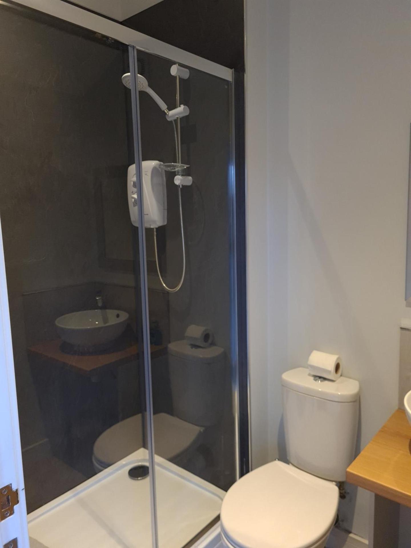 Dean Clough Lodge - Contemporary self contained studio