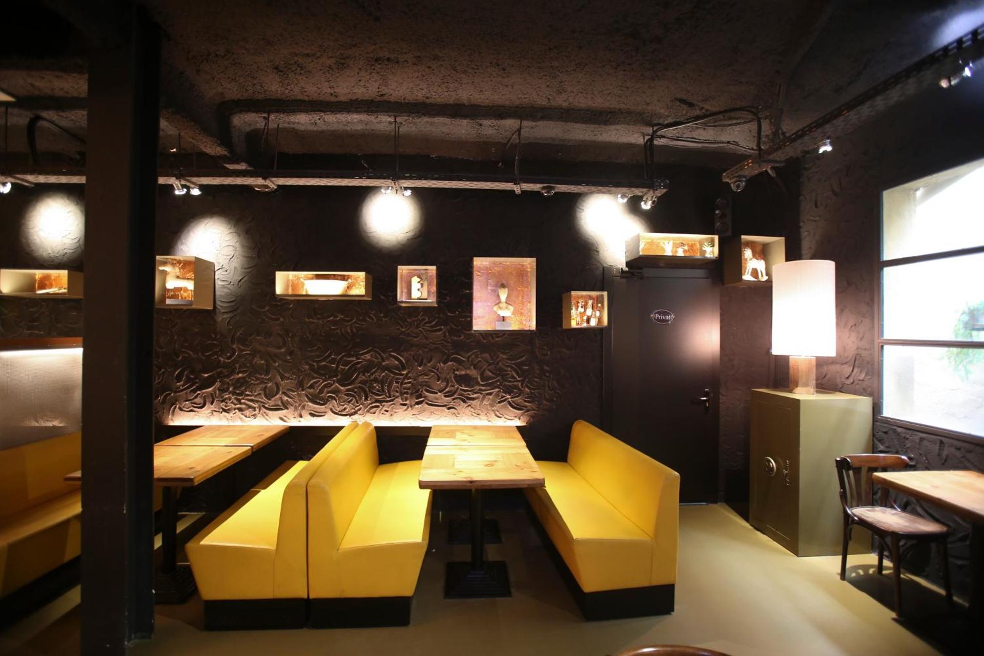 Restaurant/places to eat