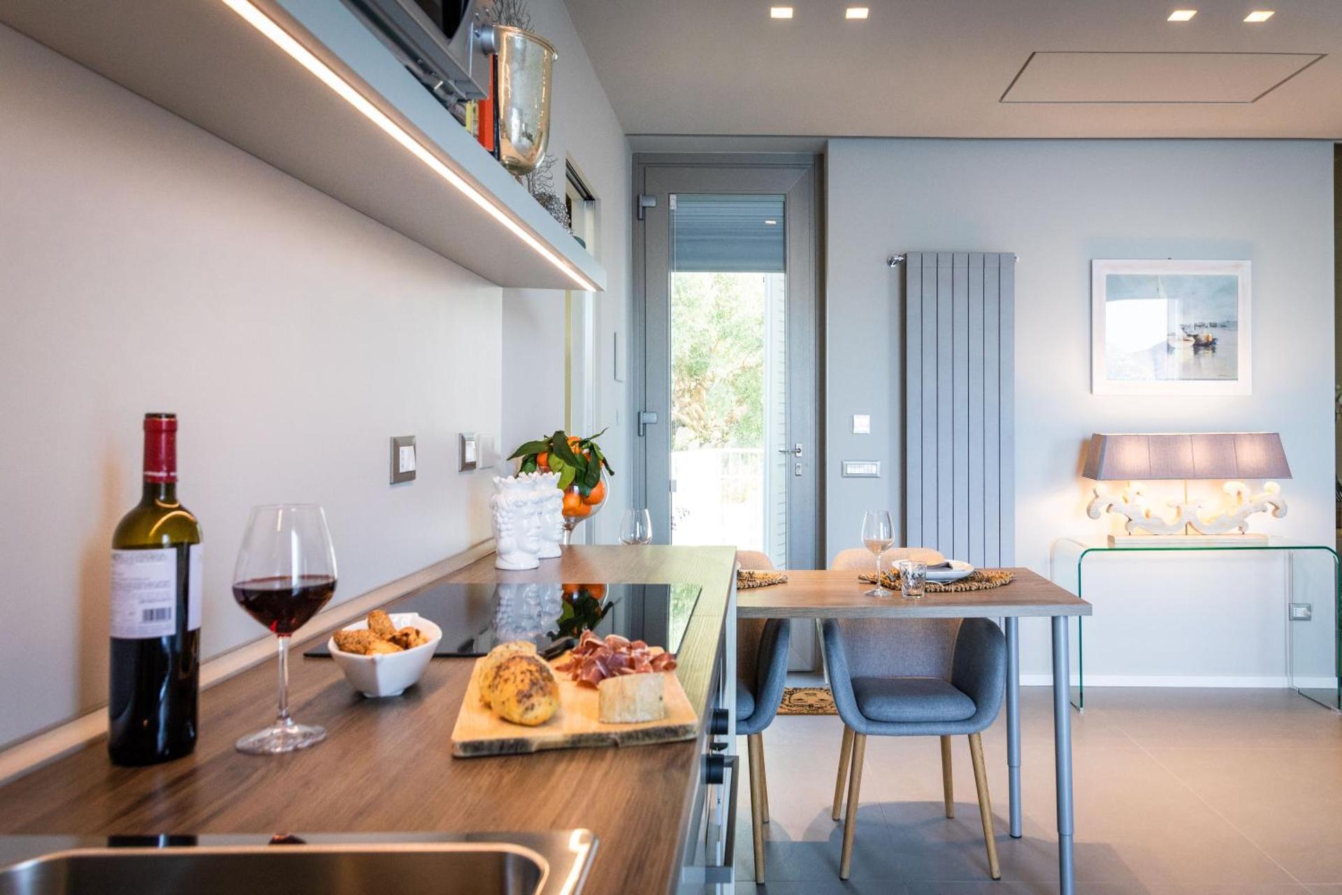 NESOS SUITE by DomuSicily