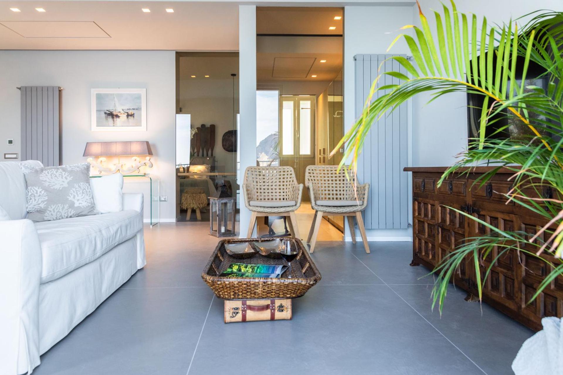 NESOS SUITE by DomuSicily