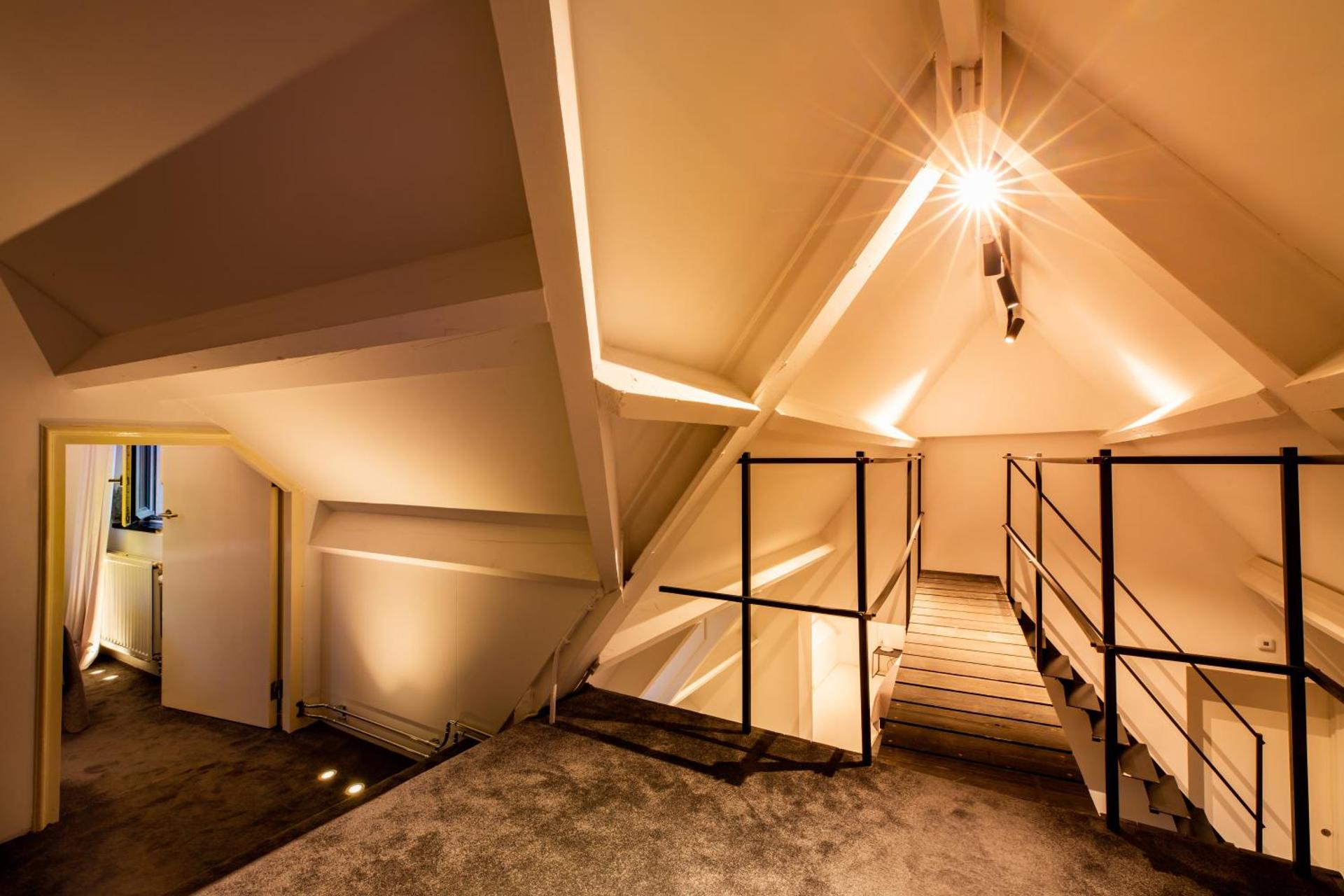 Studio with shower in castle 2-4p.