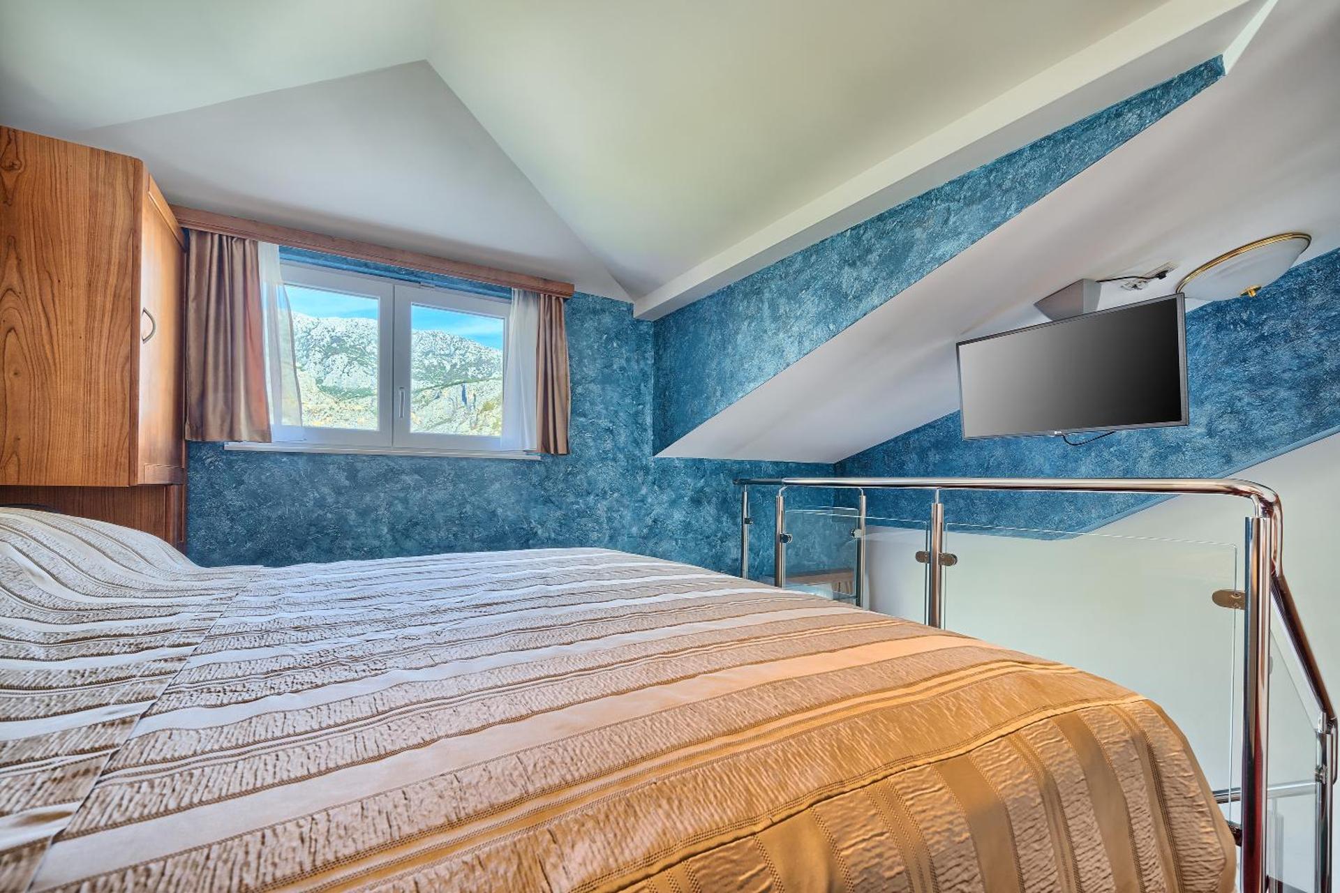 Suite with River View