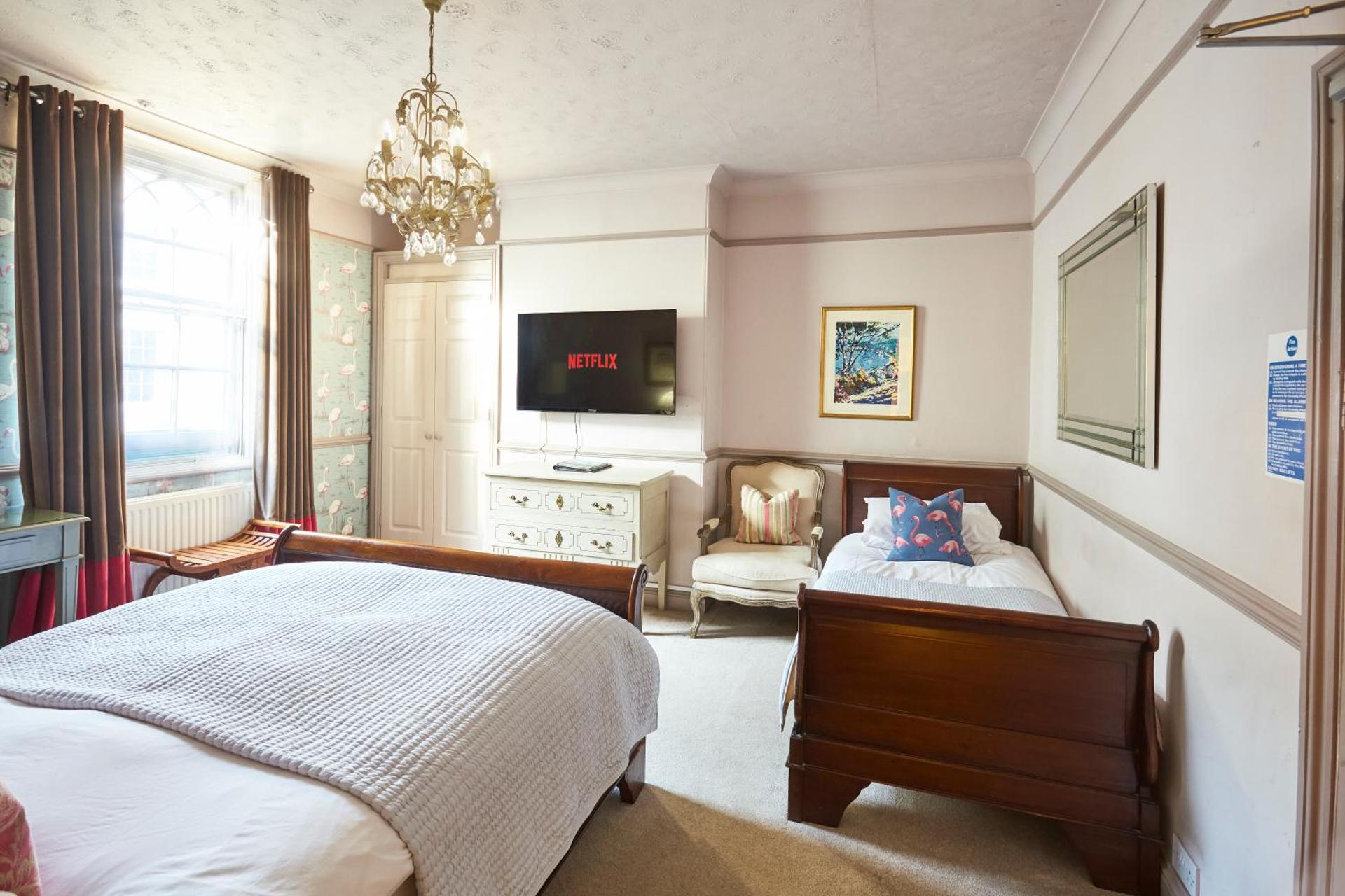 Photo of the whole room