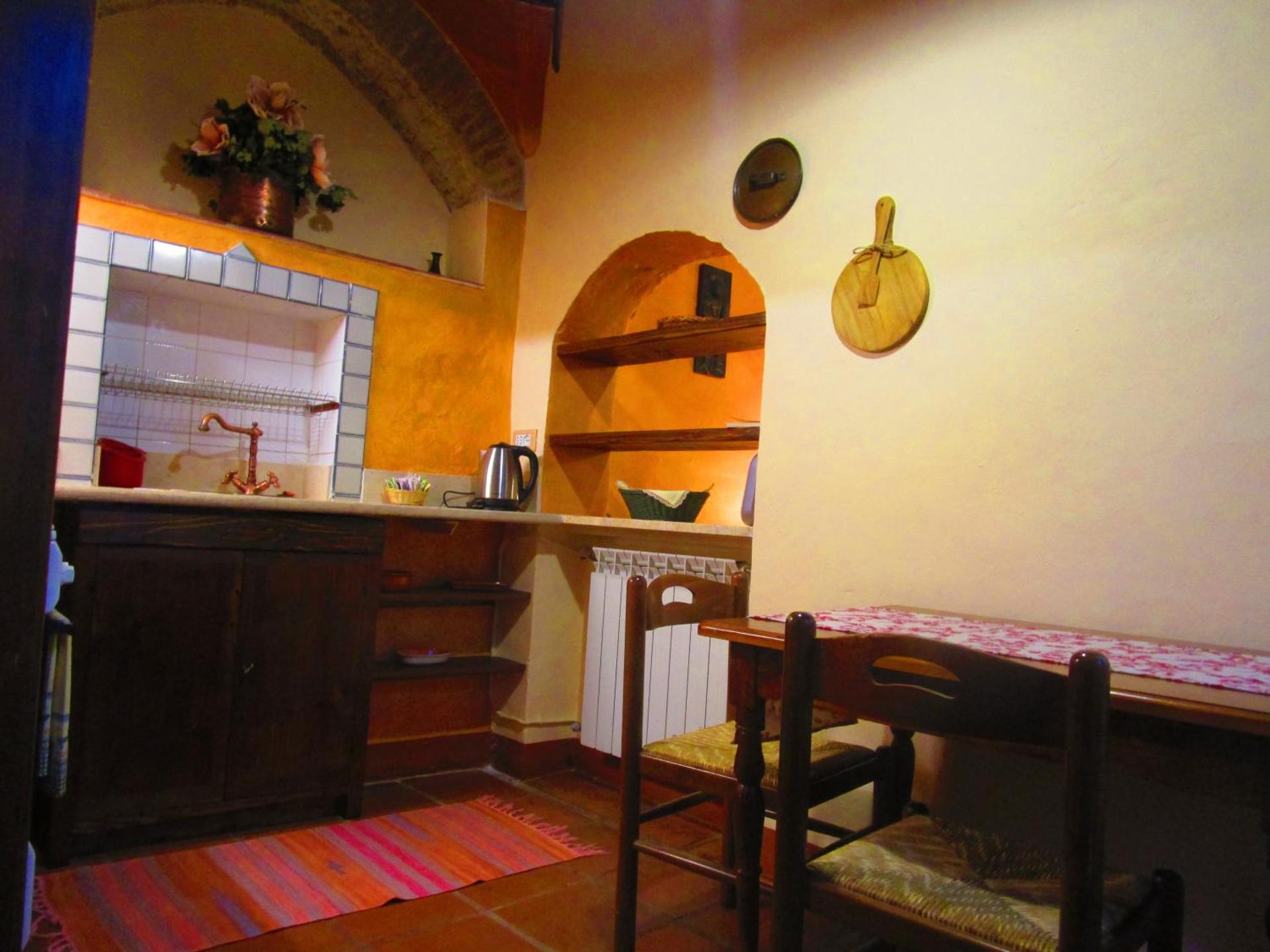 Il Mandorlo di Monteriggioni