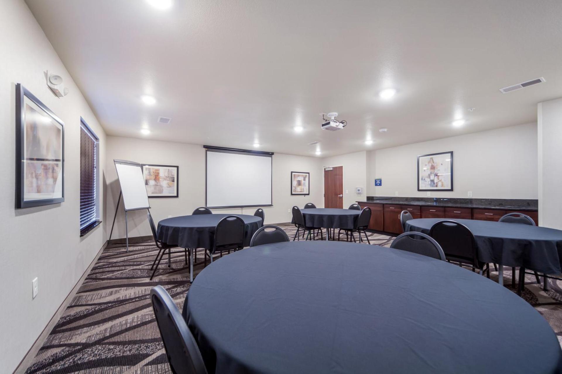 Meeting/conference room