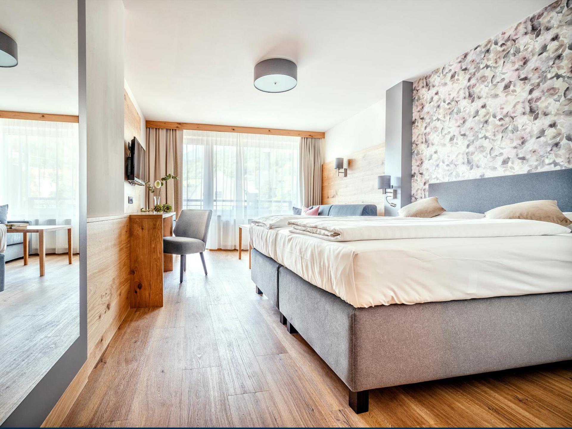 Photo of the whole room