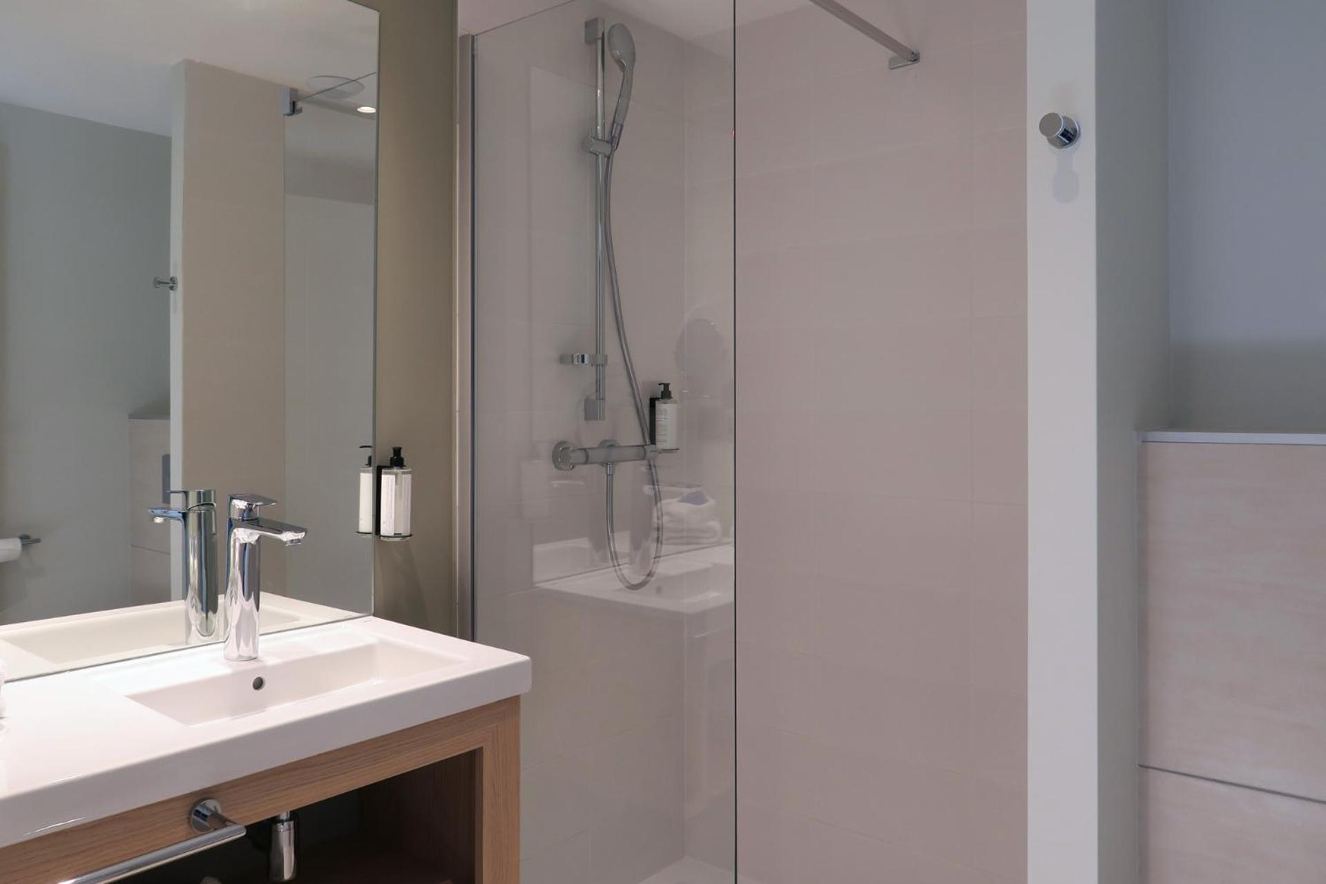 Hôtel Akena Troyes - La Chapelle St-Luc