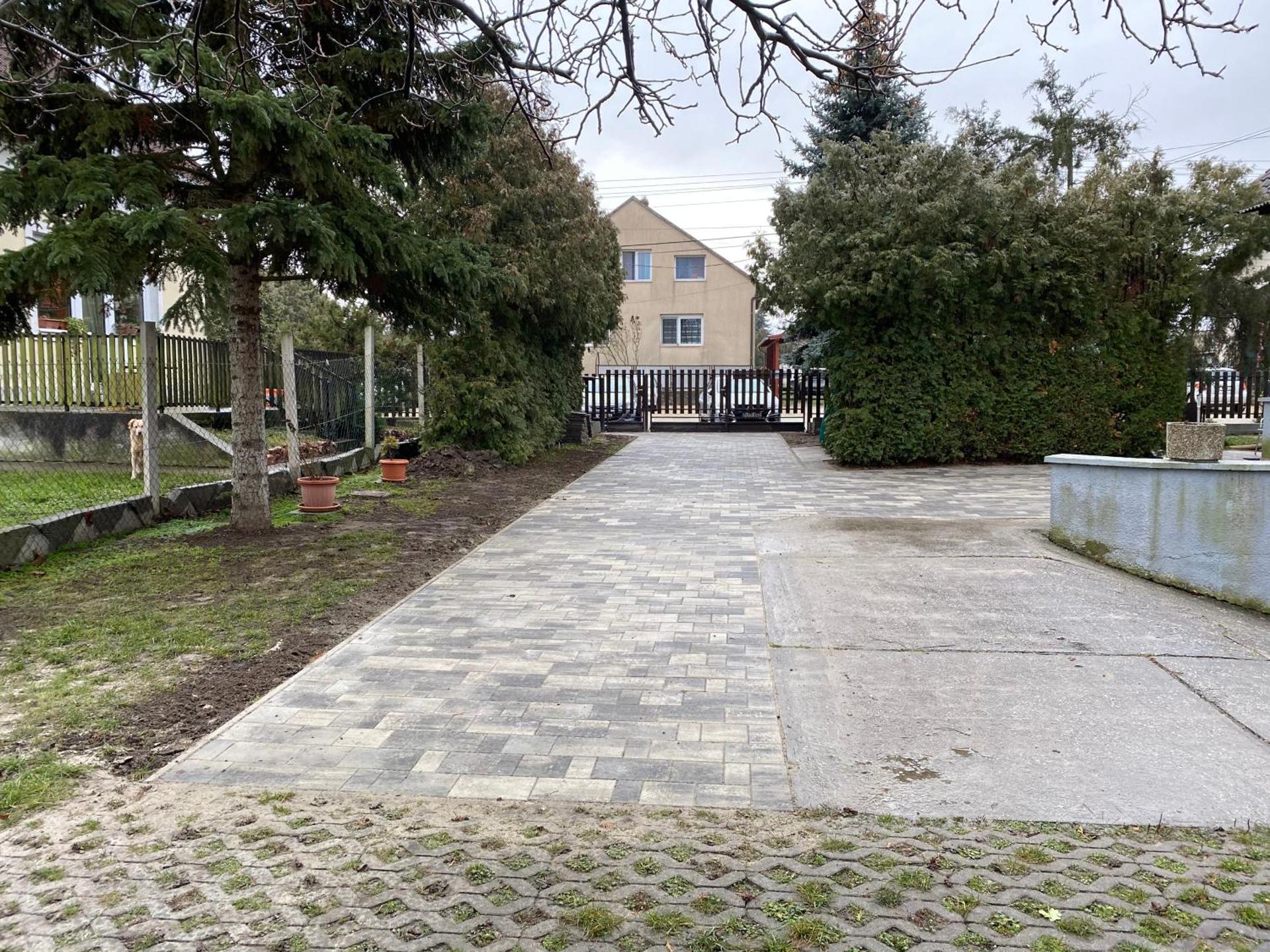 Inner courtyard view