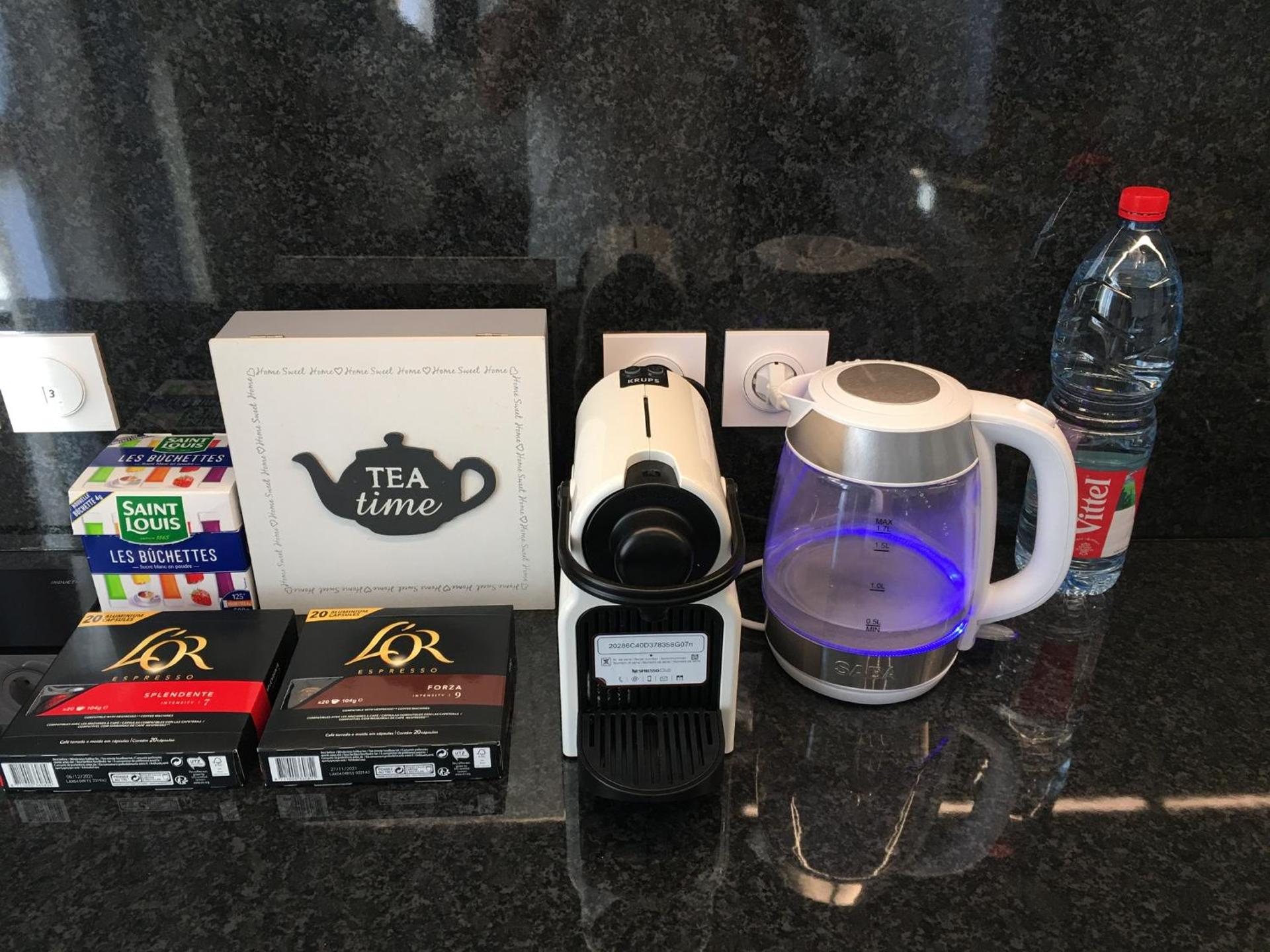 Coffee/tea facilities