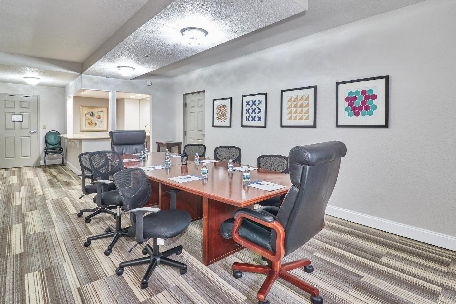 Meeting/conference room
