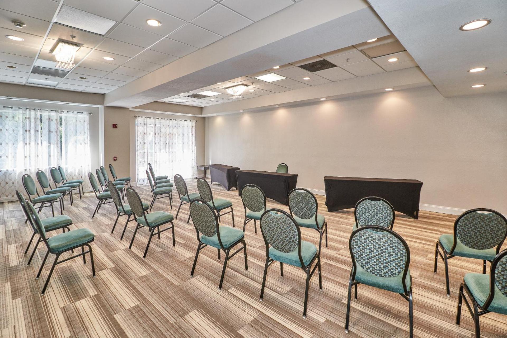 Meeting/conference room