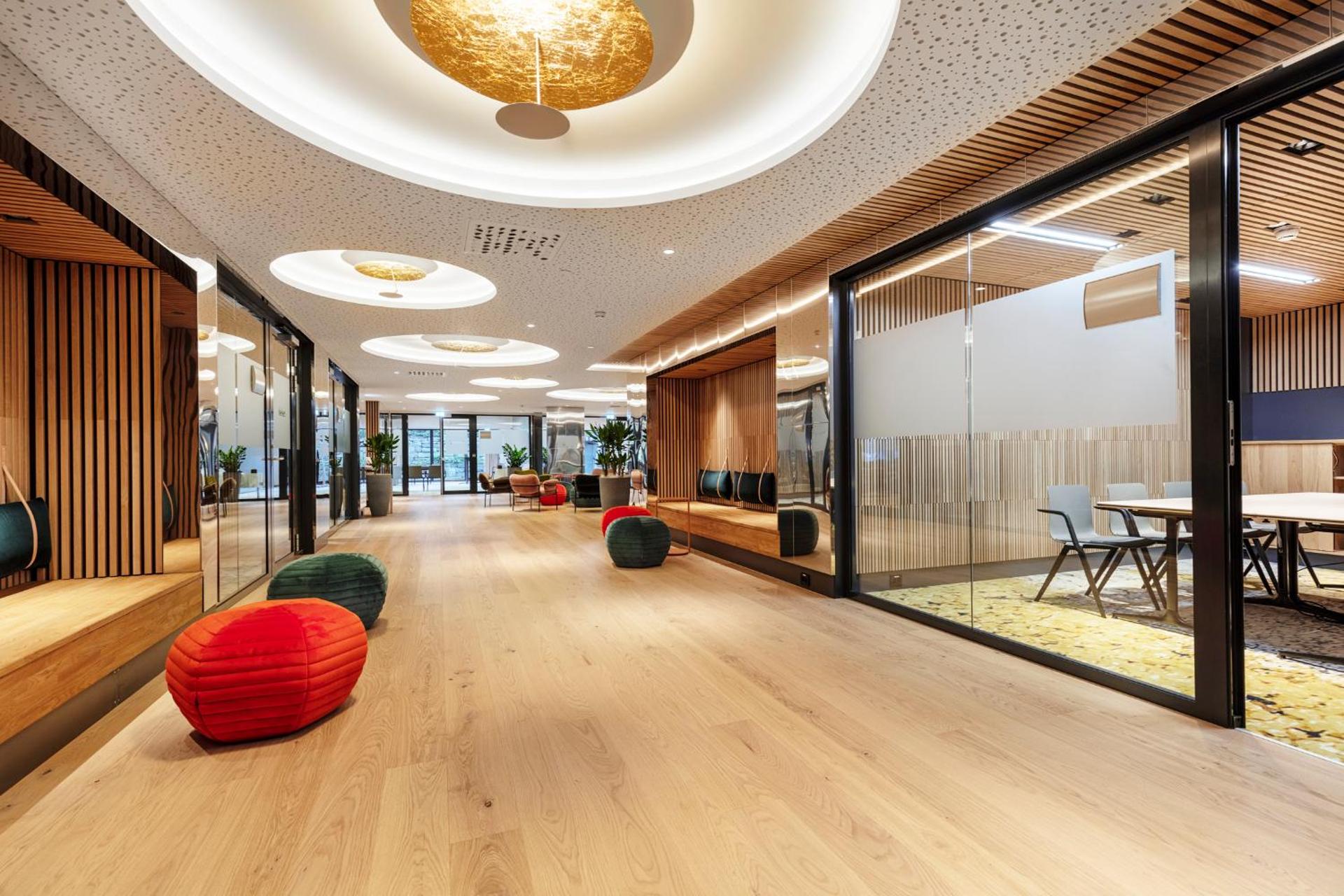 Meeting/conference room