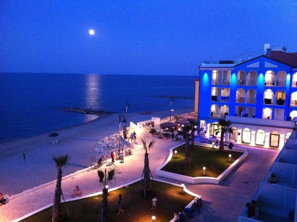 Prestigioso attico sul mare