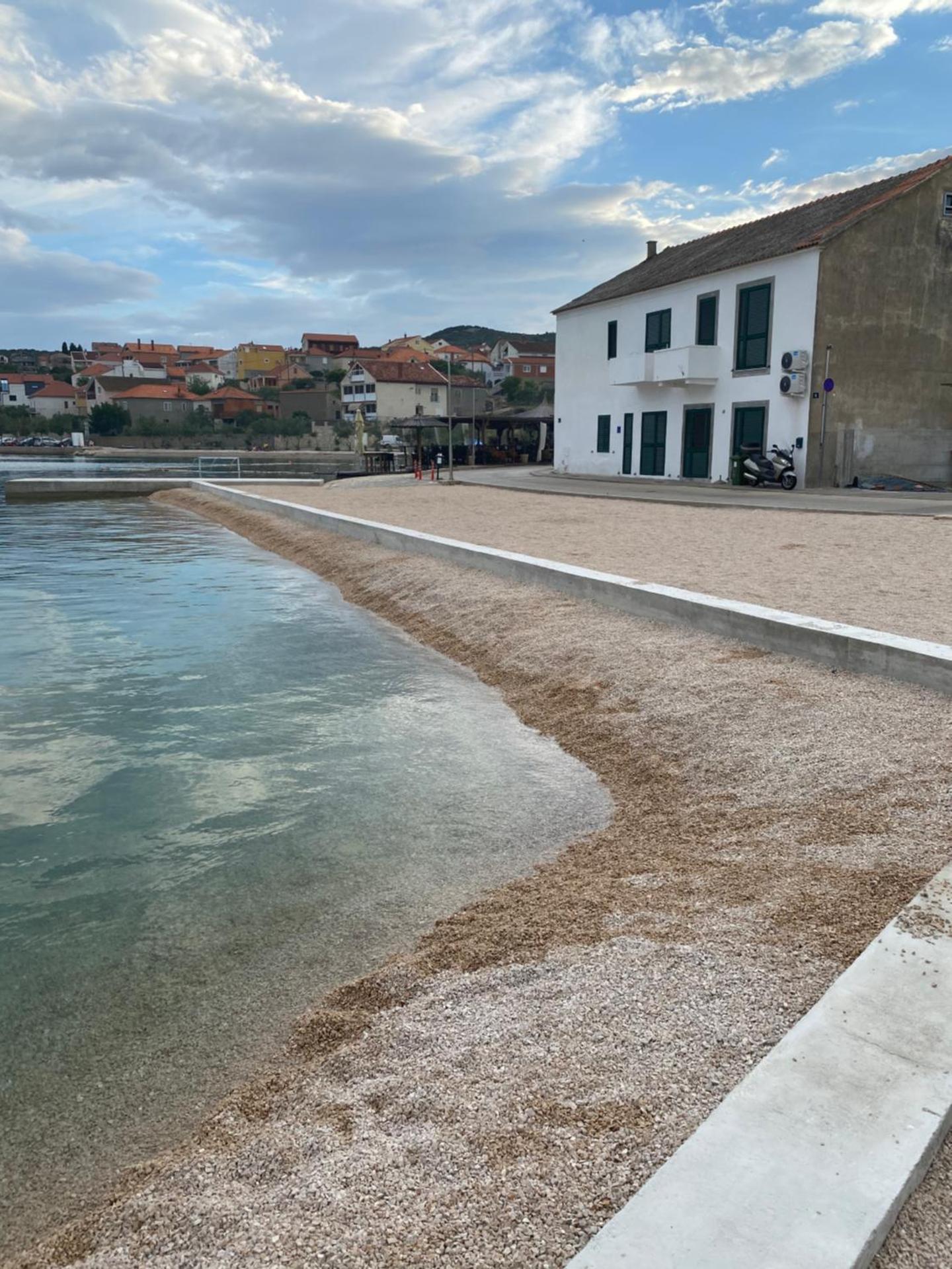 Two-Bedroom Apartment with Terrace and Sea View - Attic