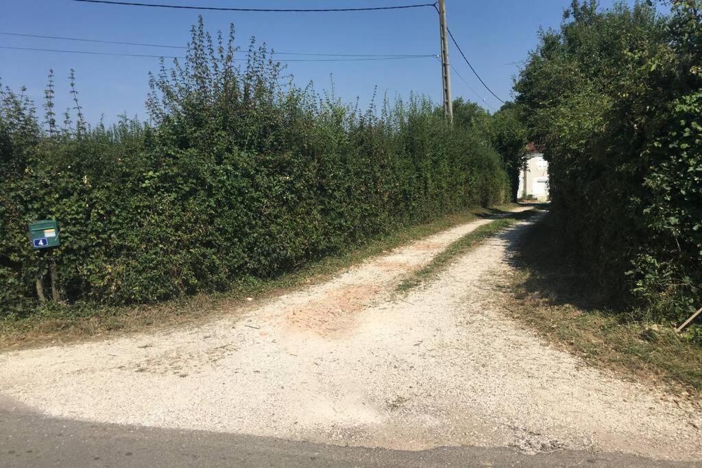 logement indépendant LE POULAILLER proche Guédelon