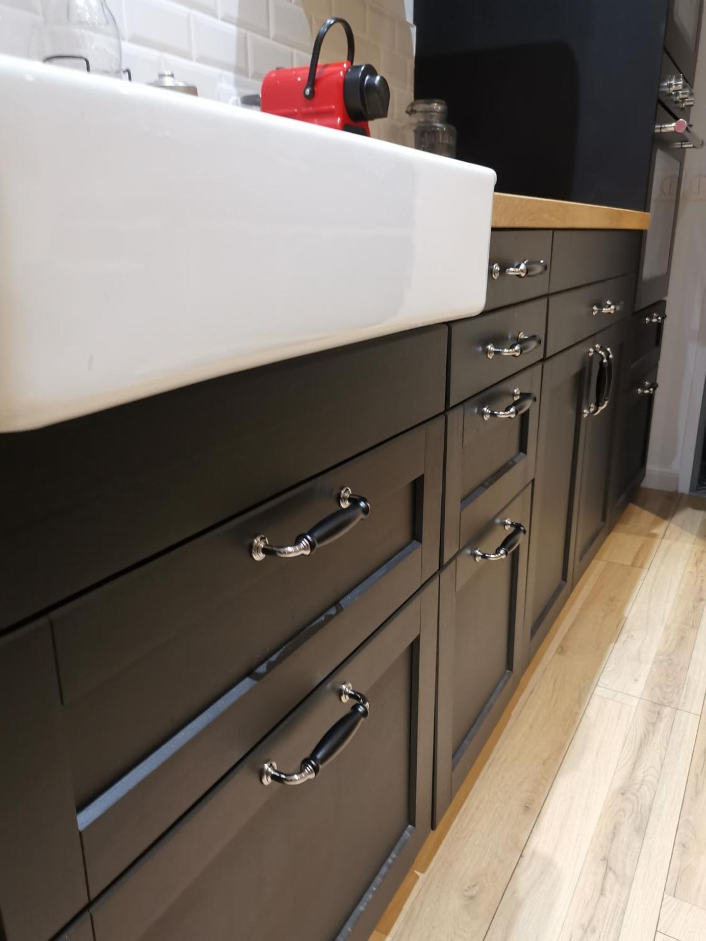 Studio atypique Immeuble de 1820