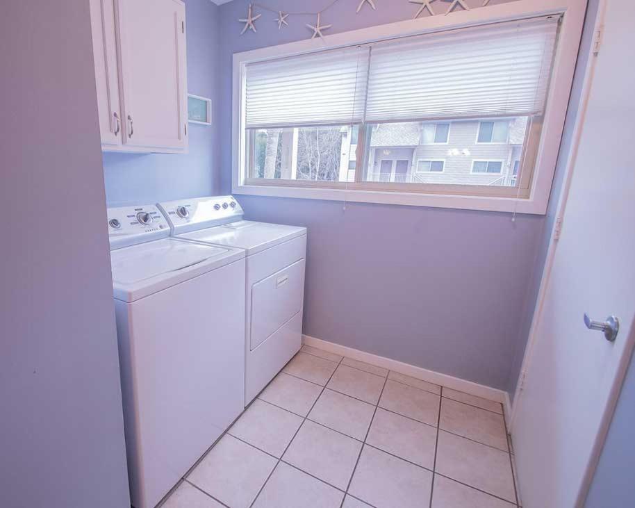 Walk to Hilton Head Island Beach Villa with Balcony