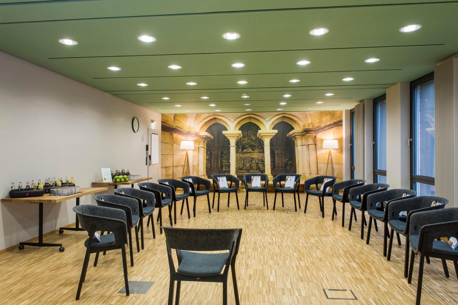 Meeting/conference room