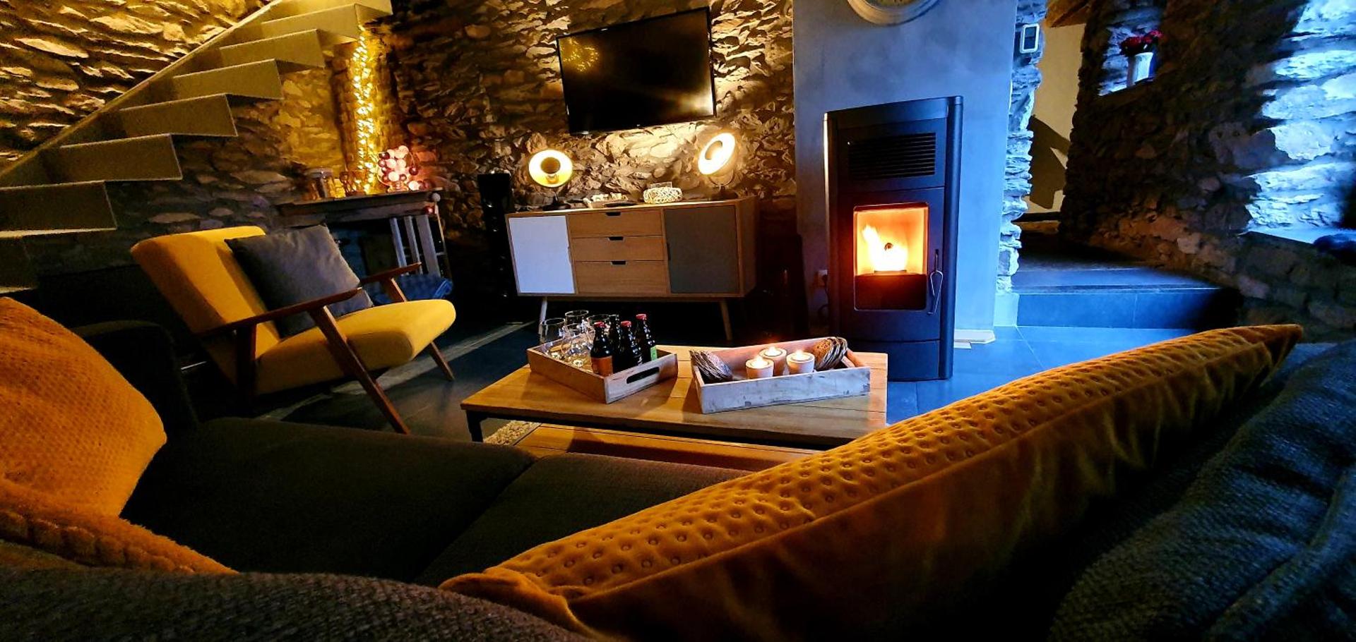 O Près de la Lienne, maison de campagne de charme, accord parfait entre confort et authenticité