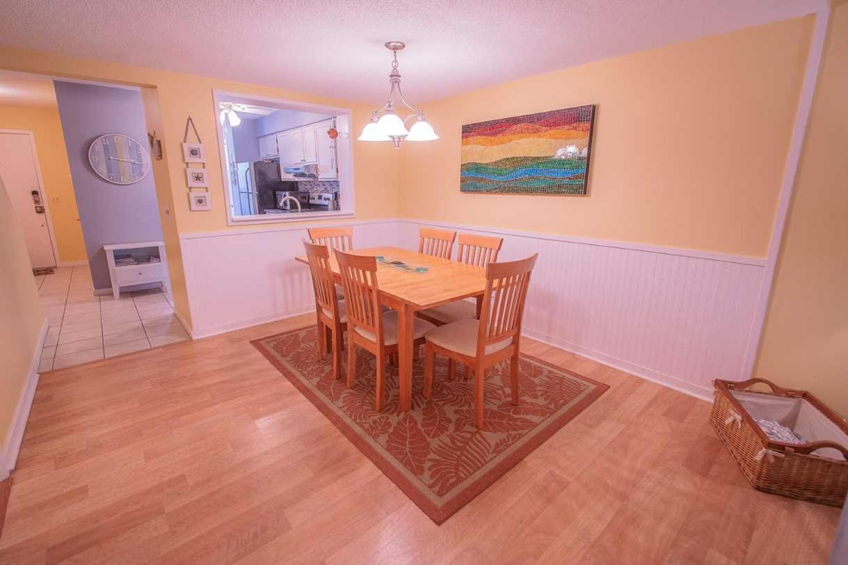 Walk to Hilton Head Island Beach Villa with Balcony