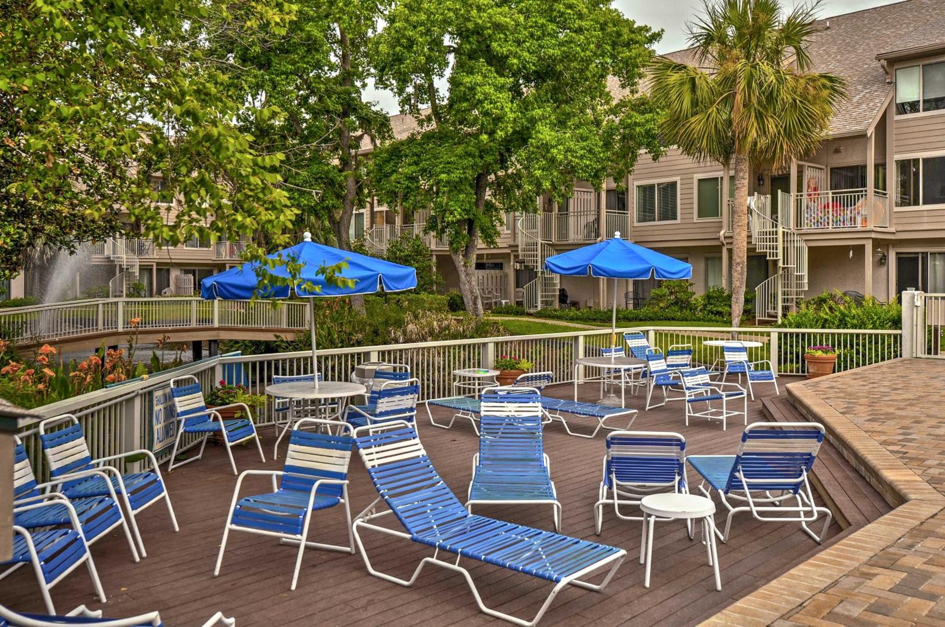 Walk to Hilton Head Island Beach Villa with Balcony