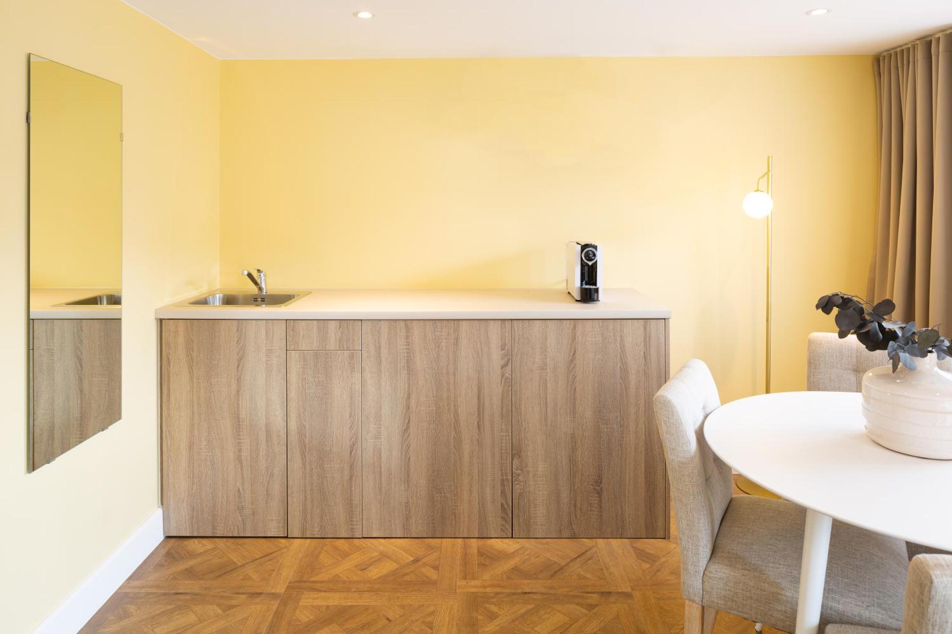 Kitchen or kitchenette