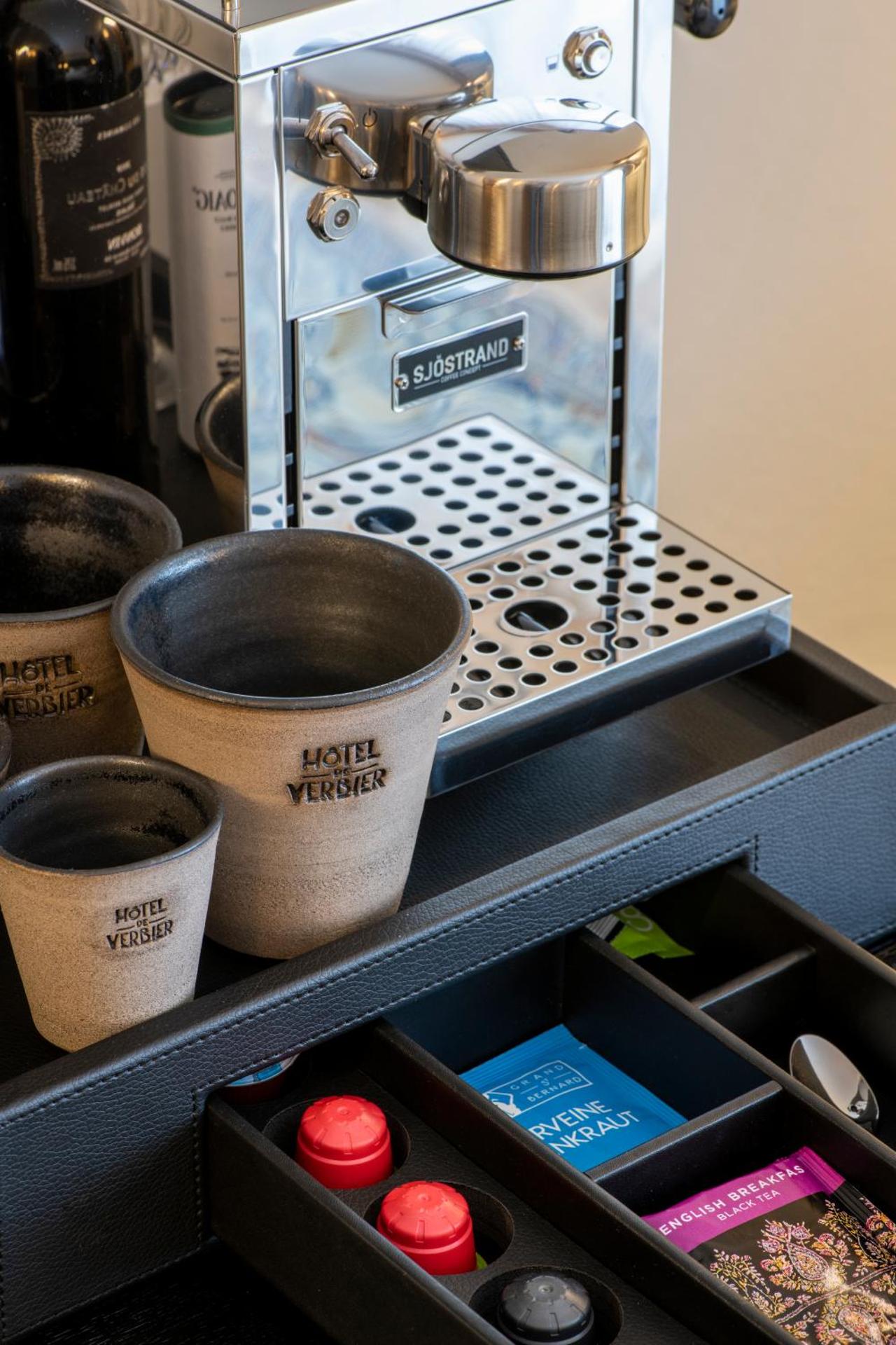 Coffee/tea facilities