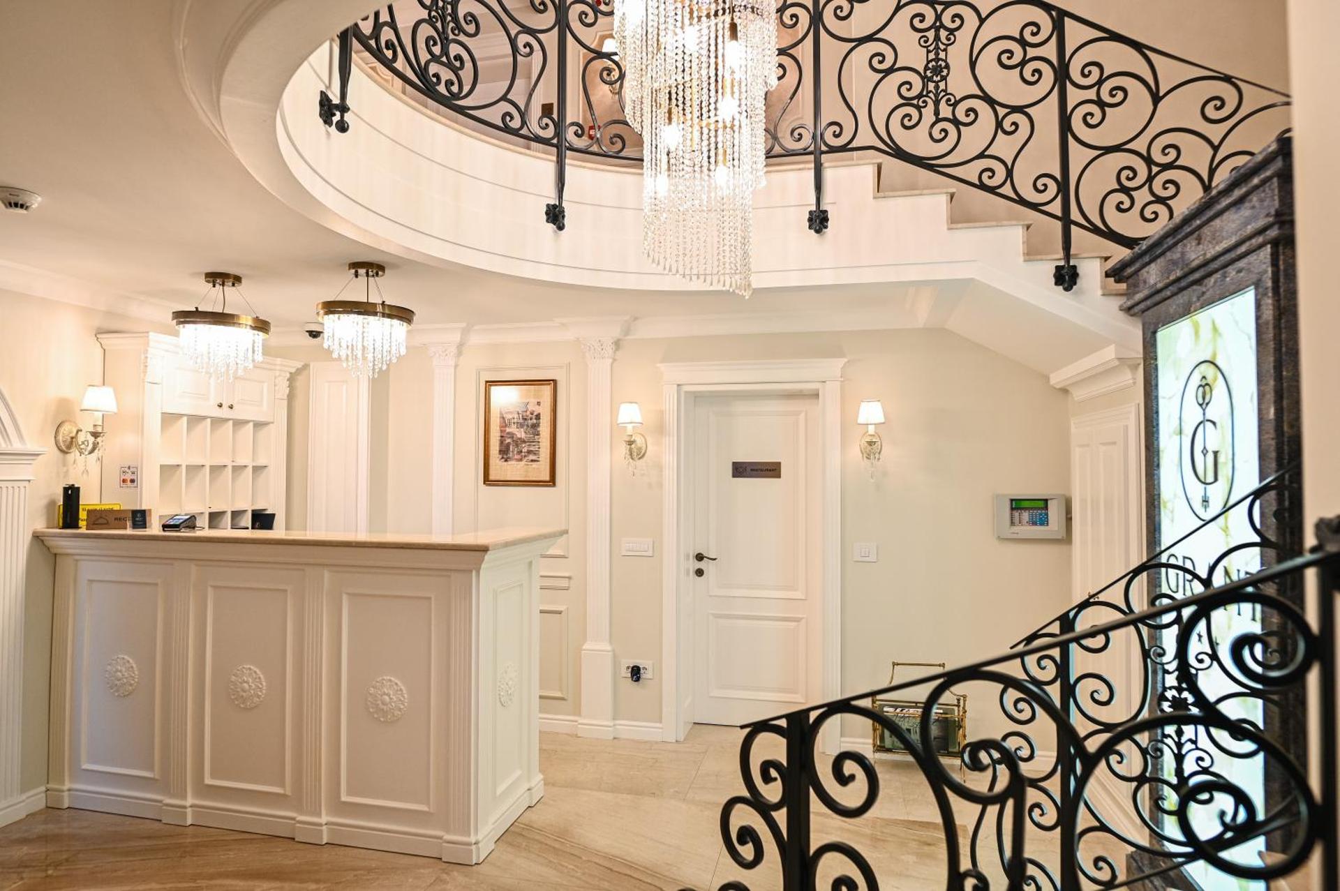 Property logo or sign