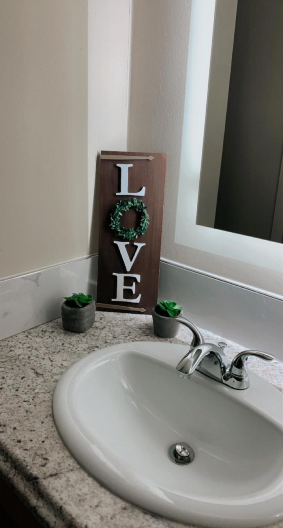 Howard Johnson by Wyndham Salem Hotel & Conference Center