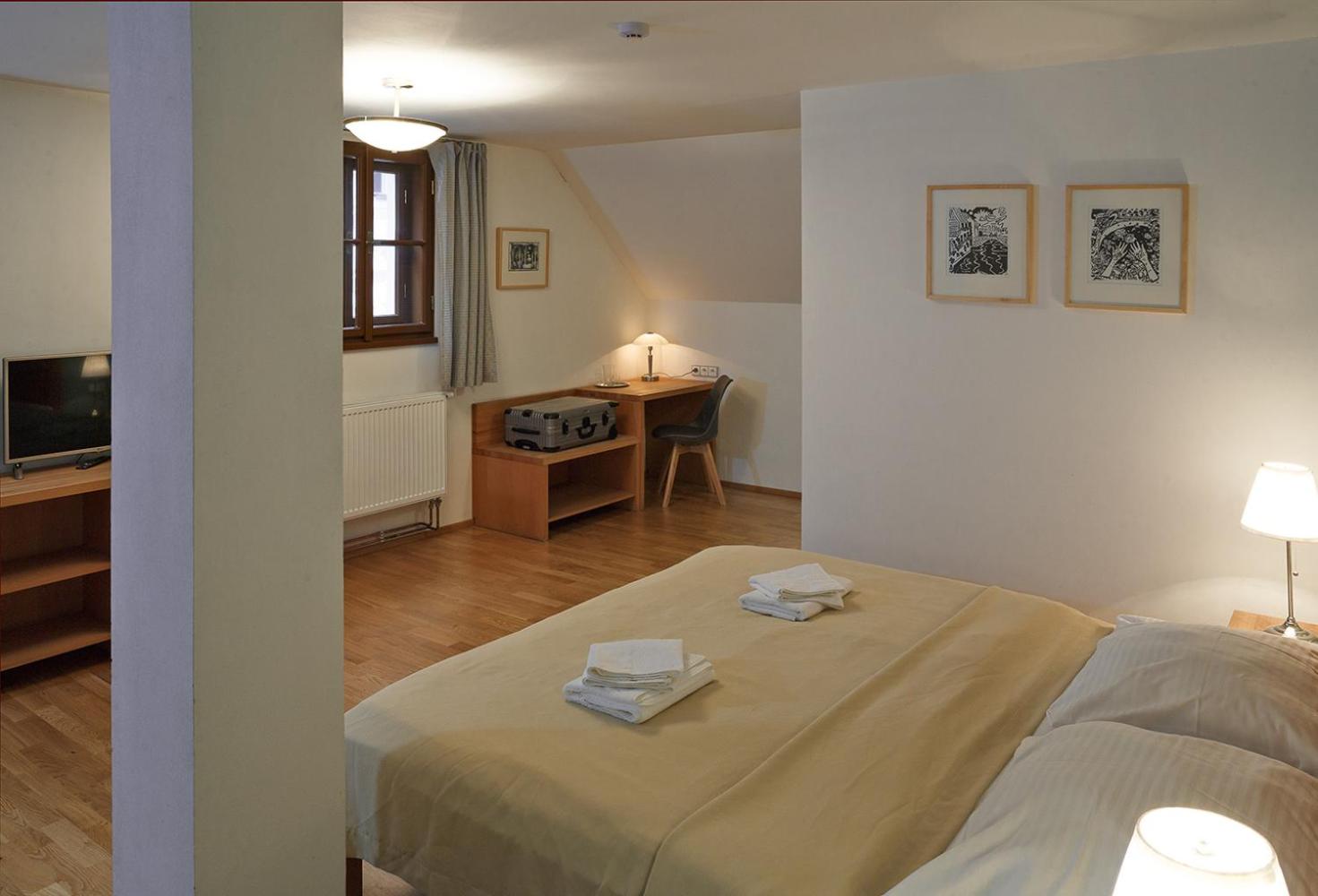 Photo of the whole room