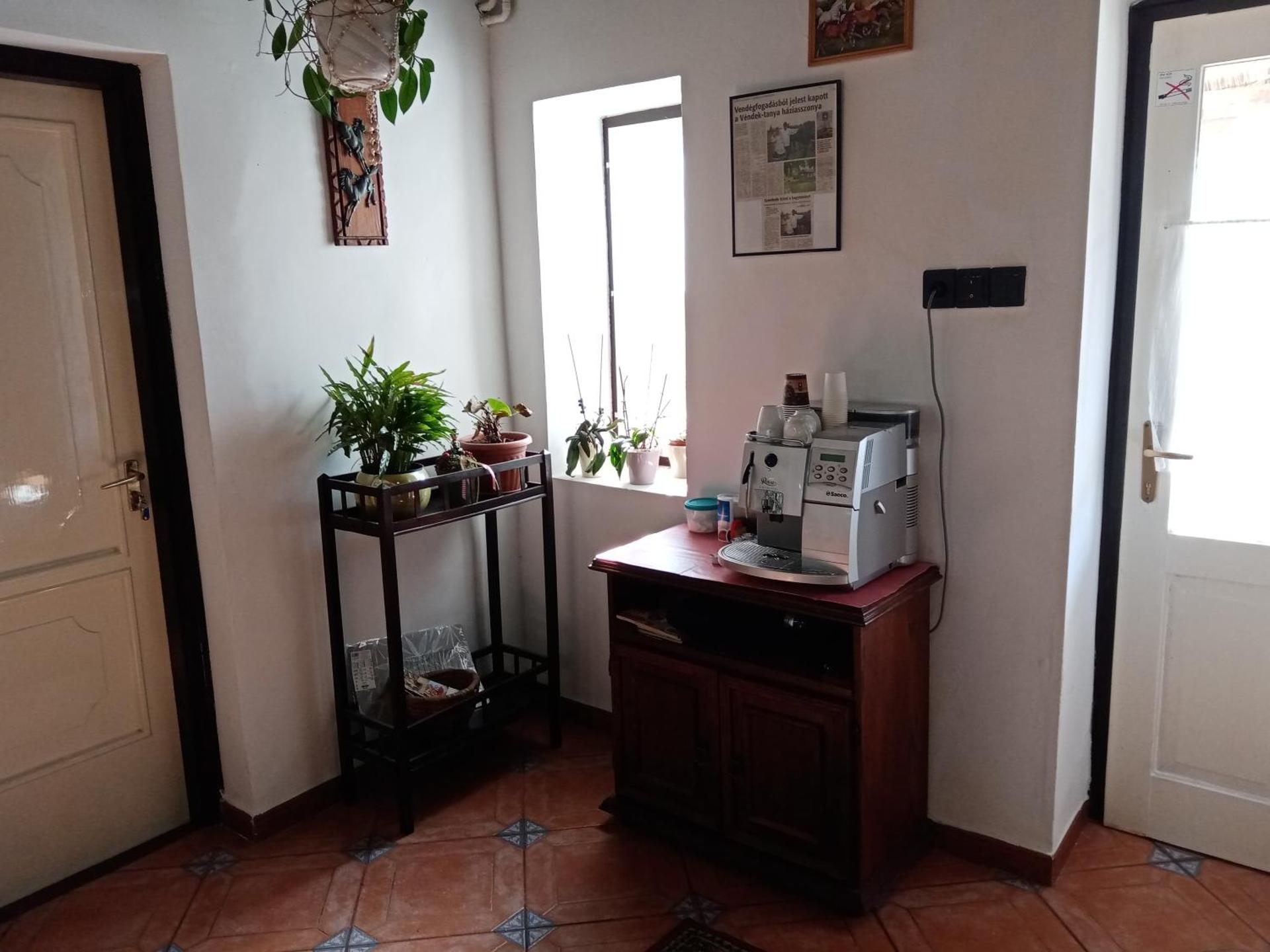 Coffee/tea facilities