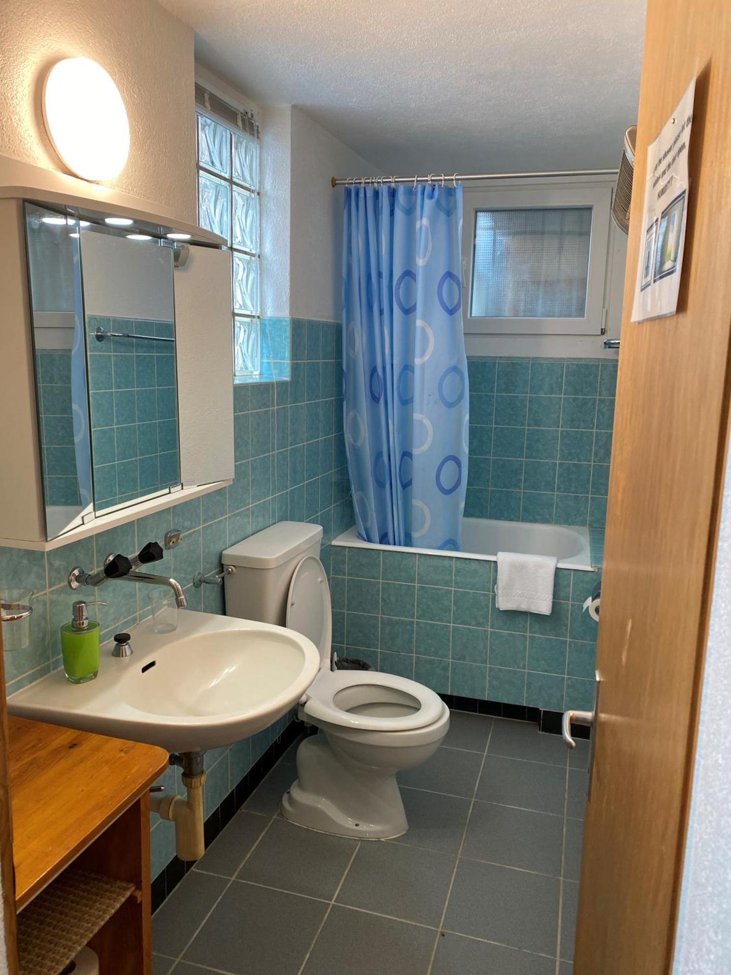 Casi - Partial lake view