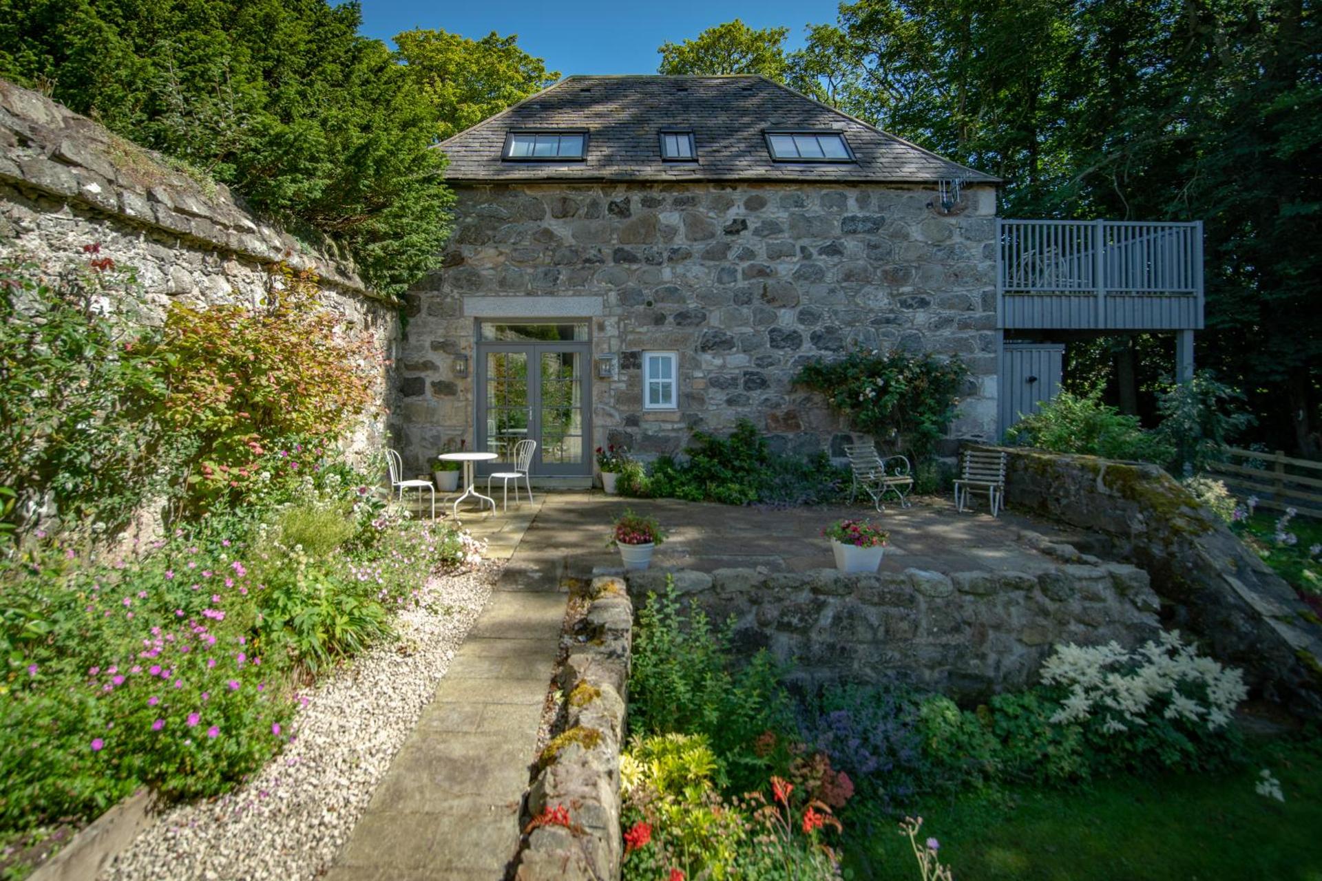 The Lodges @ Barra Castle