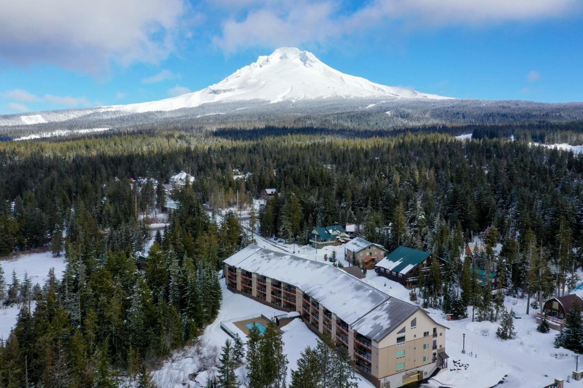 THE CLYDE - Your Cozy & Luxurious Mt Hood Retreat