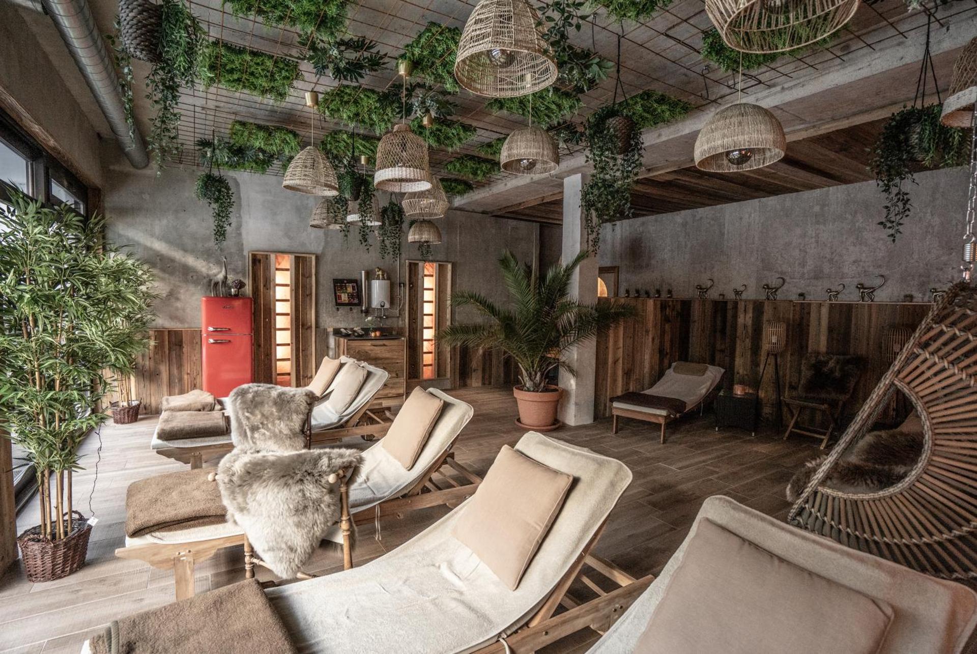 Spa and wellness centre/facilities