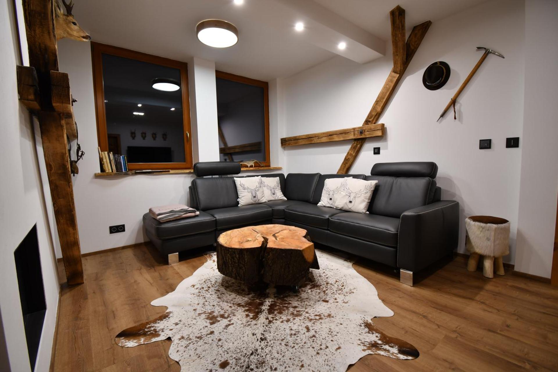 Chalet Apartments Maštal