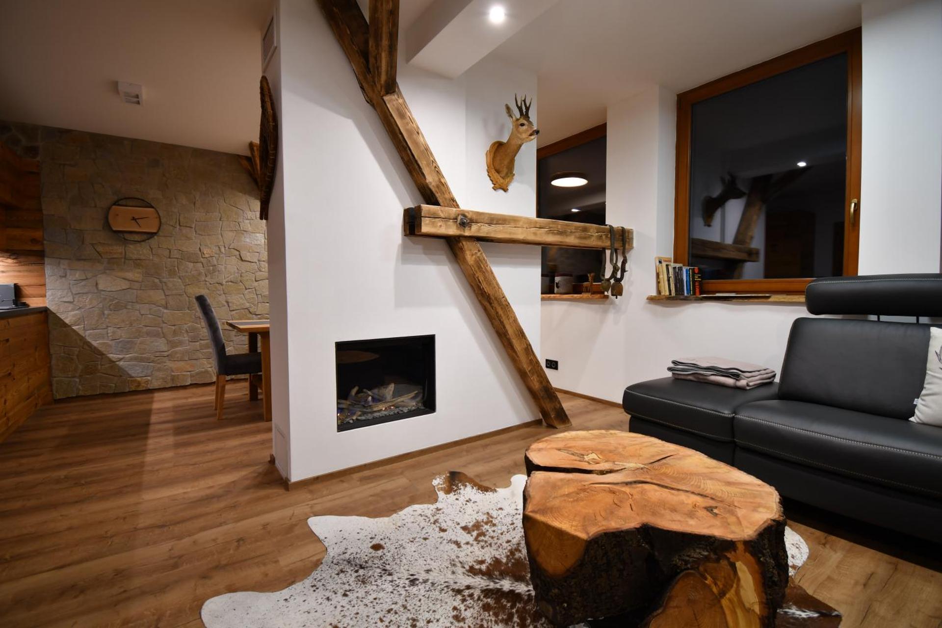 Chalet Apartments Maštal