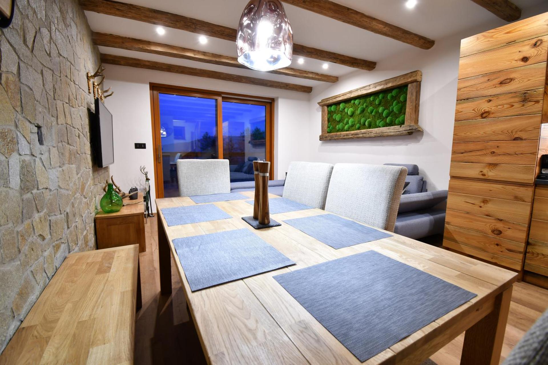 Chalet Apartments Maštal