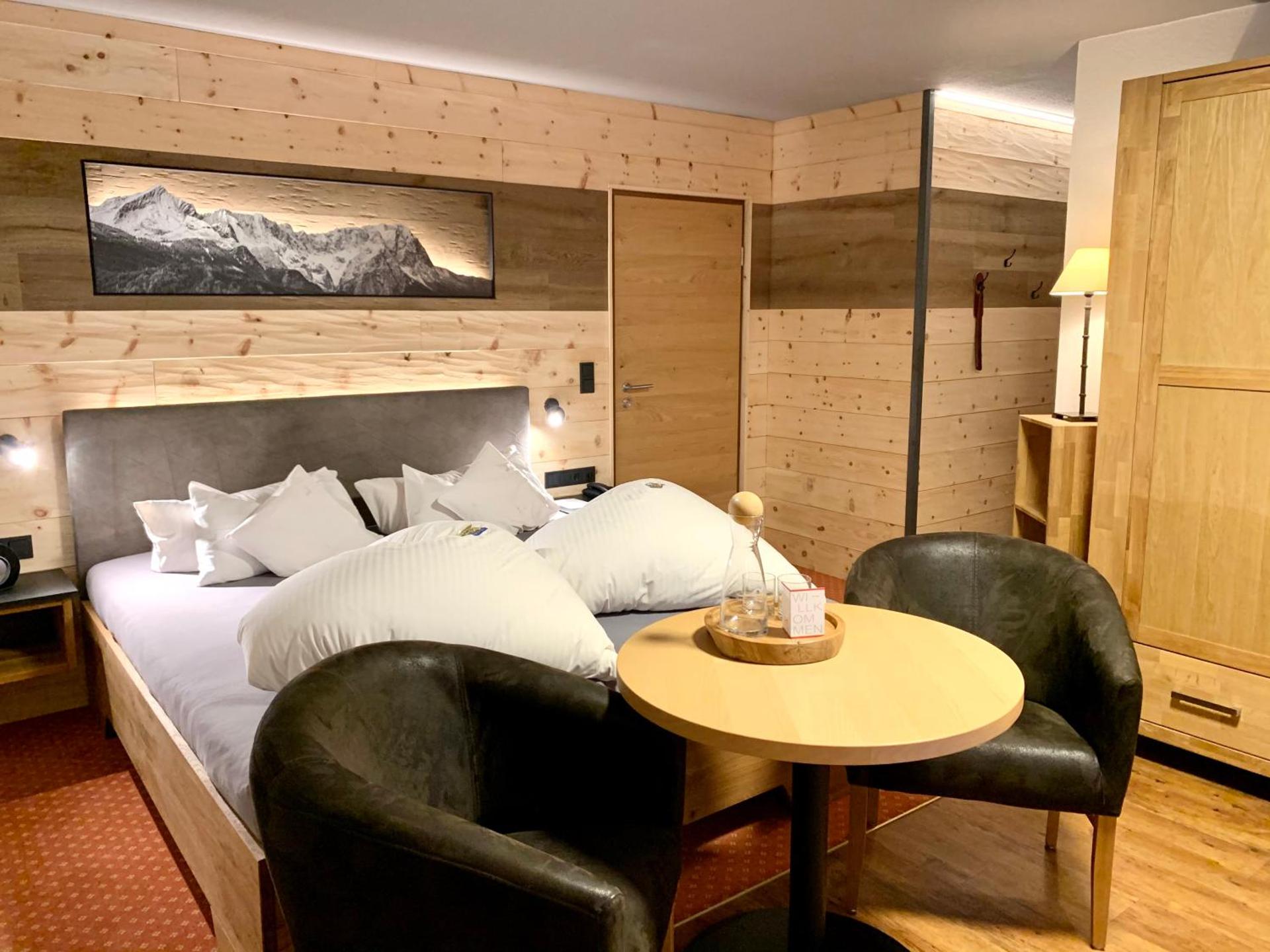 Photo of the whole room