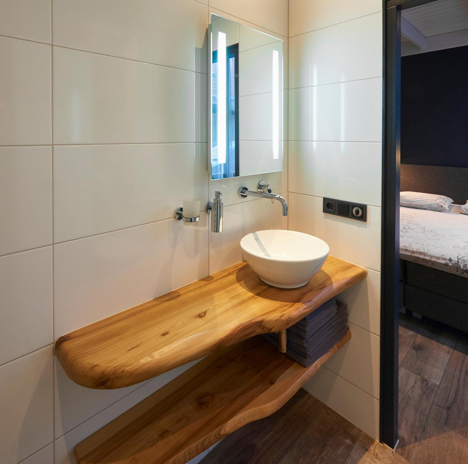 D'n Wasschappelsen Engel Windkracht 9 en Windkracht 10