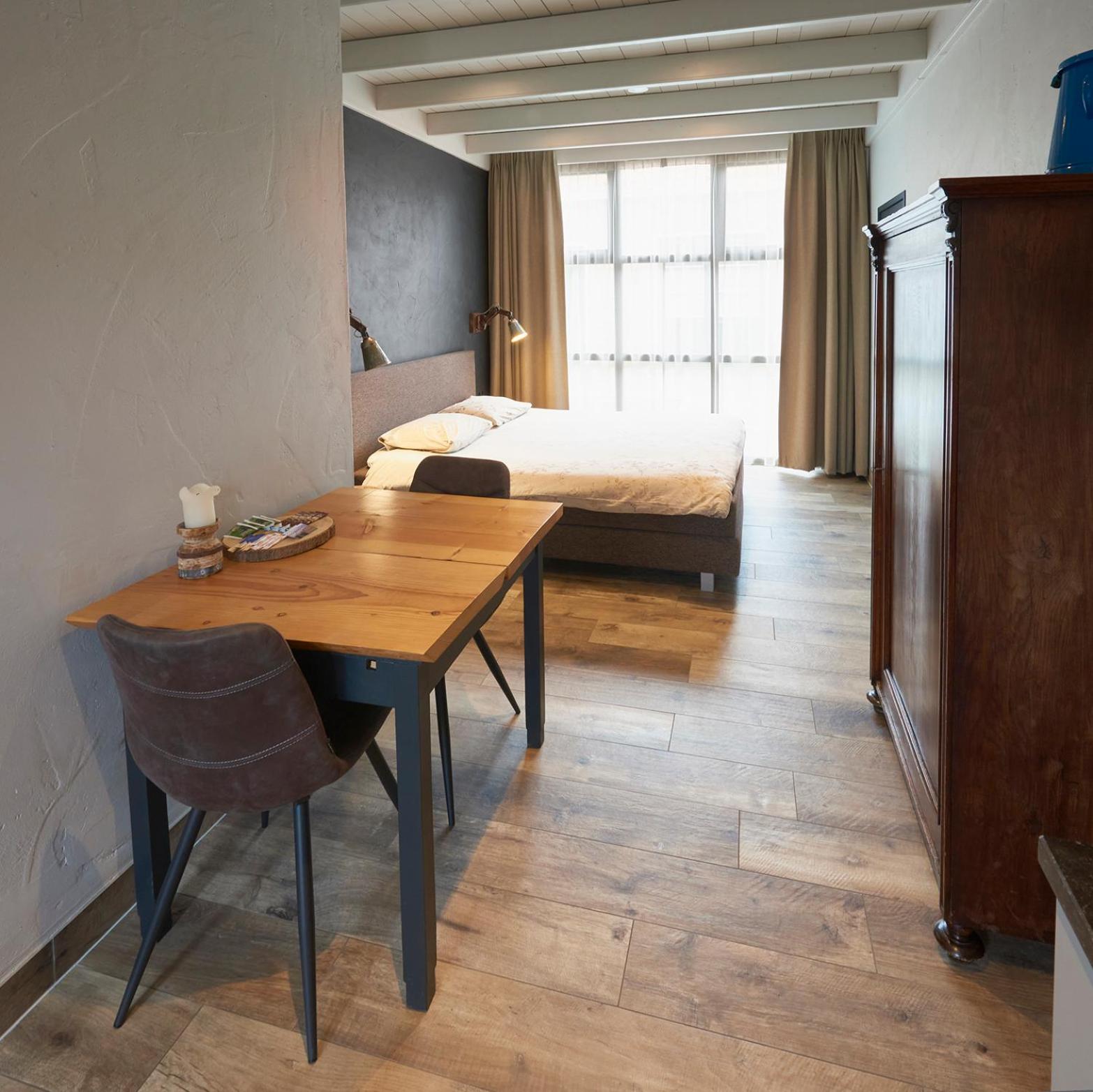 D'n Wasschappelsen Engel Windkracht 9 en Windkracht 10