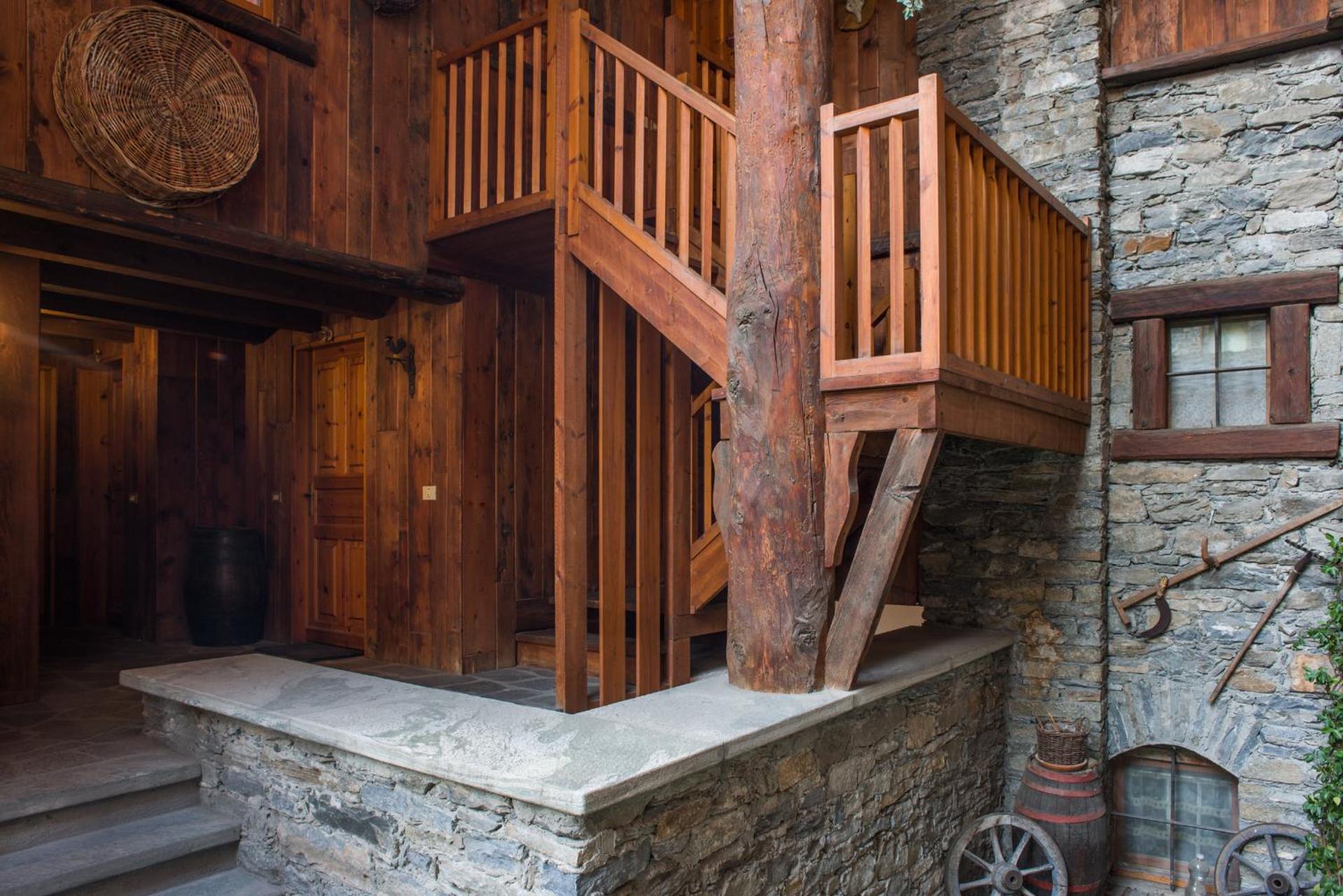 Mont Blanc Apartments