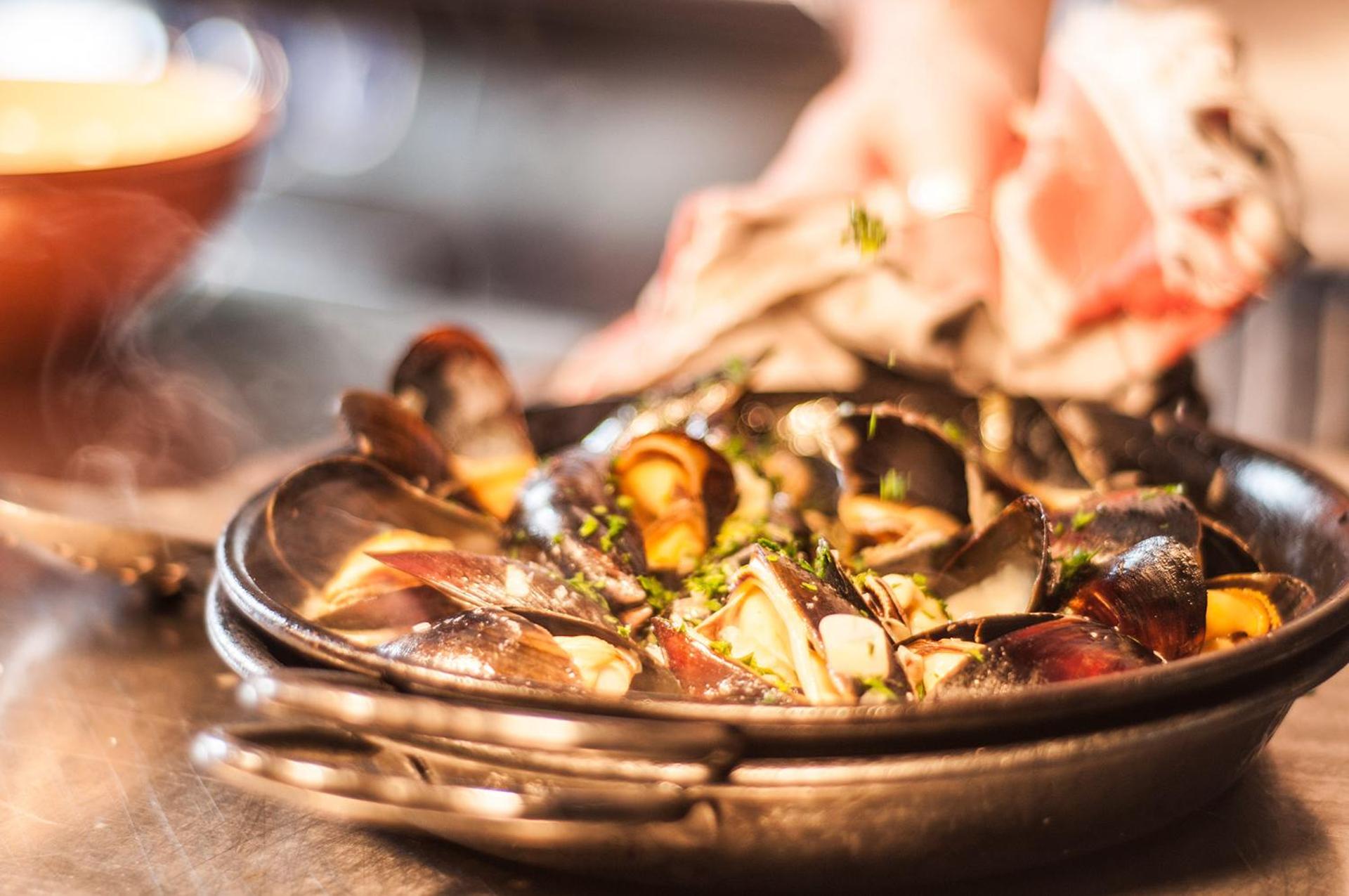 Restaurant/places to eat