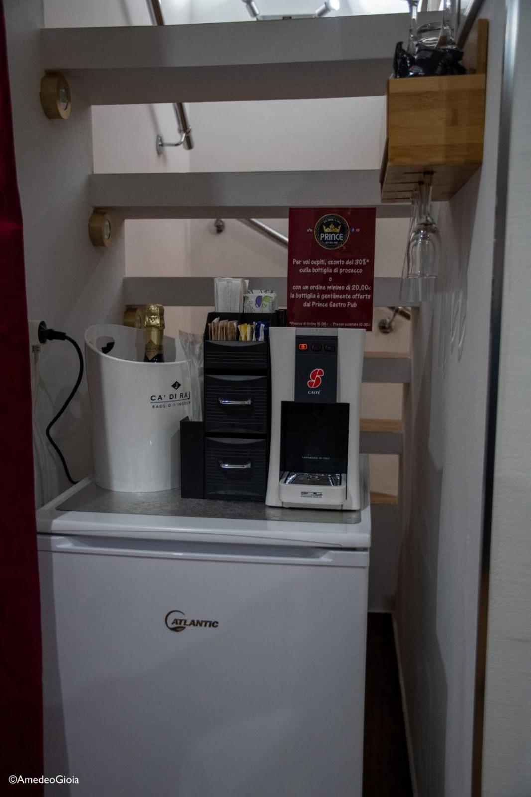 Coffee/tea facilities
