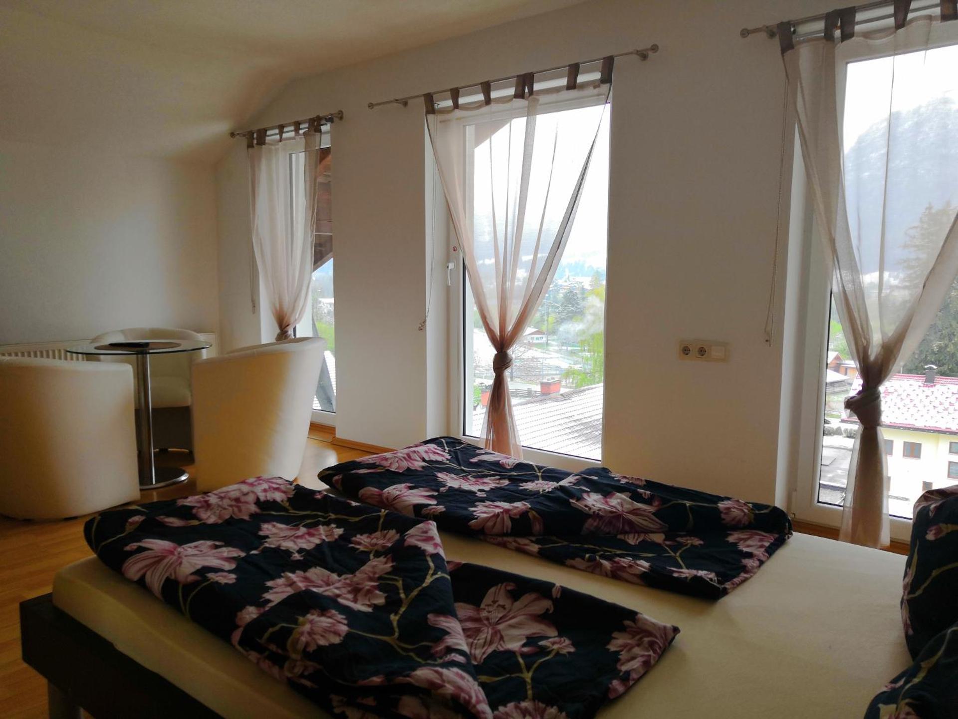 SHERPA HAUS Ferienwohnung am Hahnenkamm,Reutte